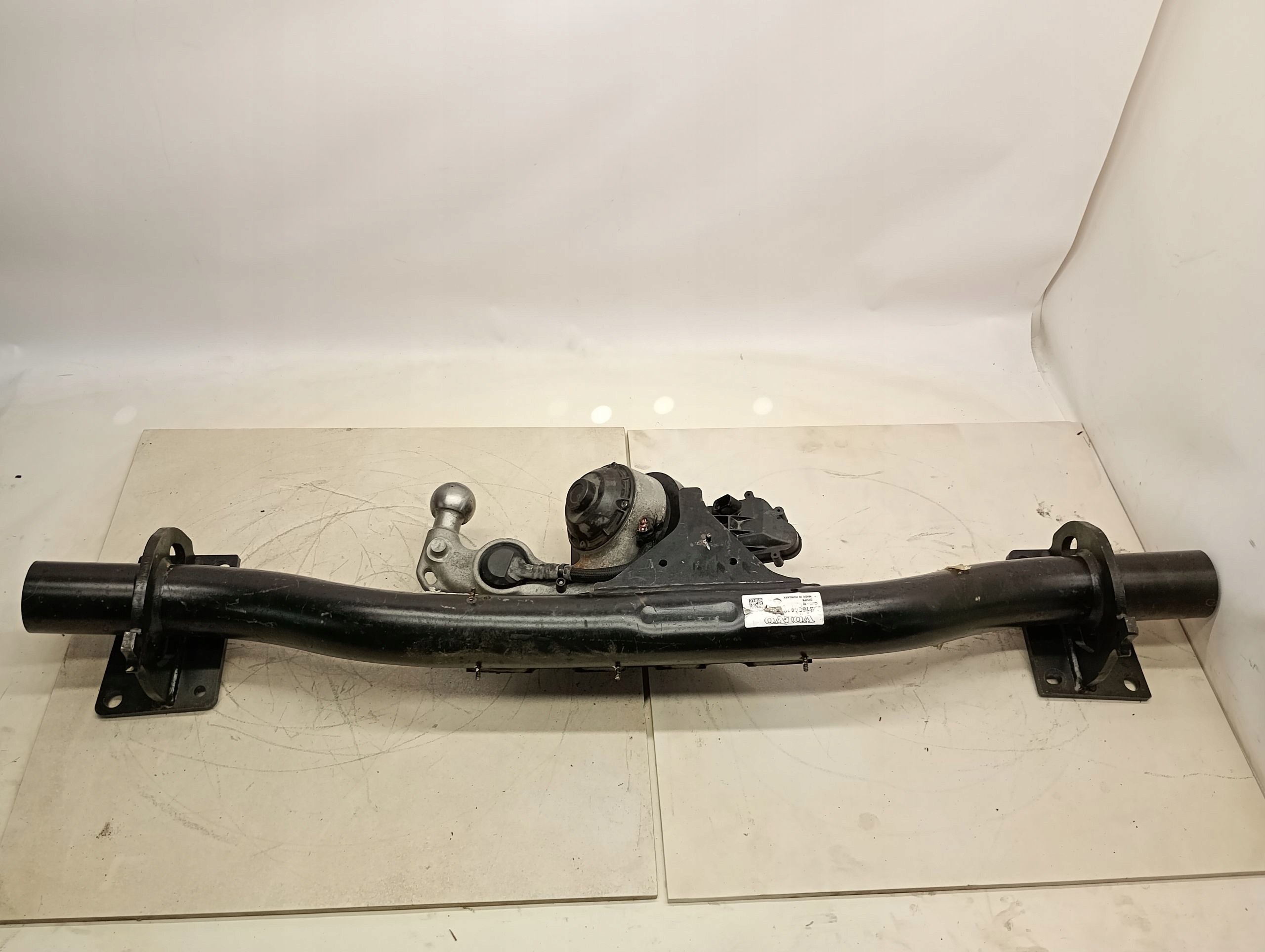 ORYGINALNY HAK HOLOWNICZY VOLVO V90 31664410