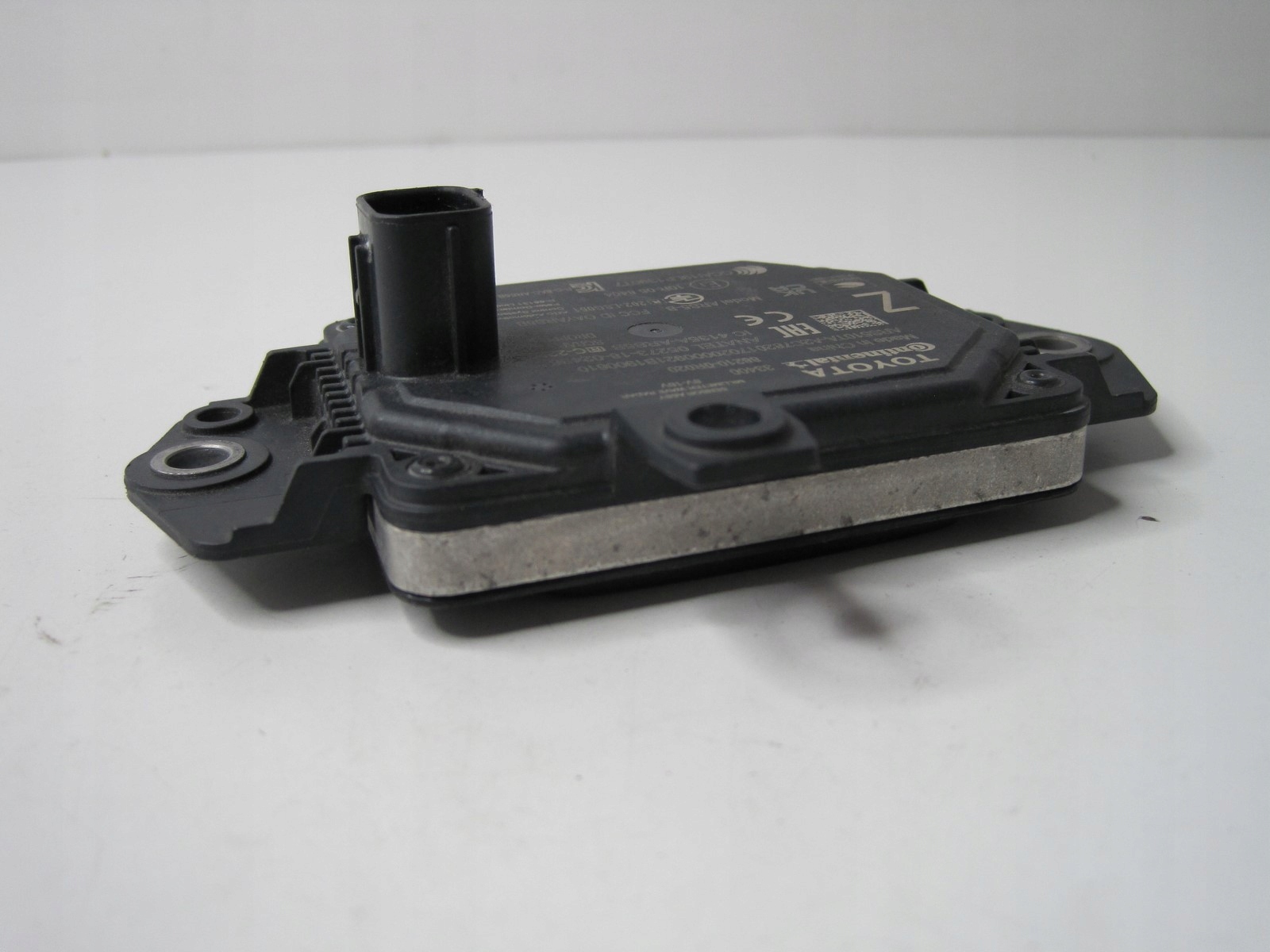 Moduł radar sensor Distronic Toyota RAV4 V 88210-0R020 Kod producenta 88210-0R020