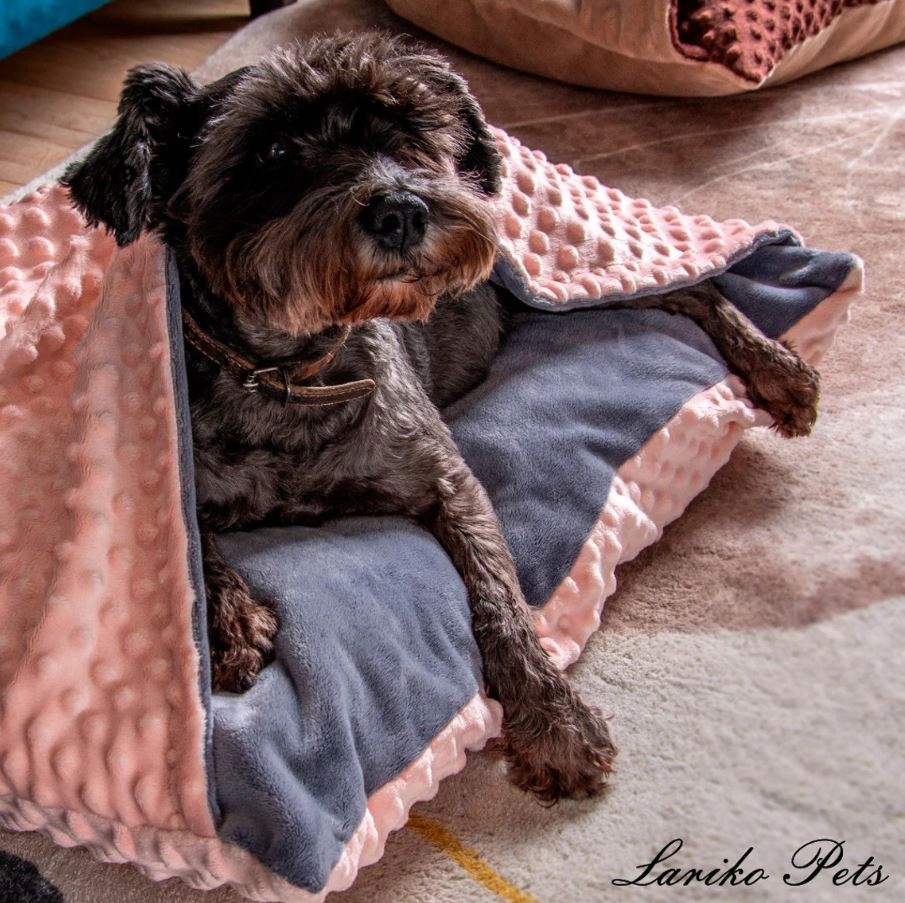 Premium Pelíšek pro psa růžovo šedá norková jeskyně pro psa 50x70 cm