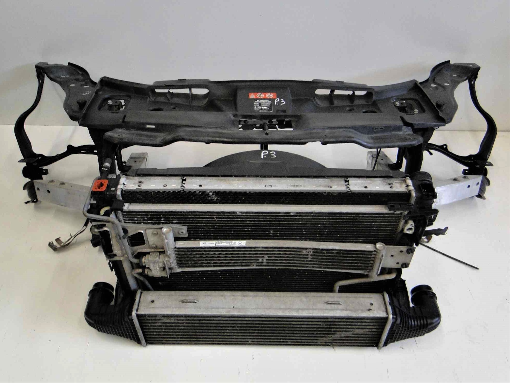 MERCEDES CLS 218 PAS WZMOCNIENIE KOMPLET CHŁODNIC Numer katalogowy części CLS 218 PAS PRZEDNI + KOMPLET CHŁODNNIC 350 DIESEL