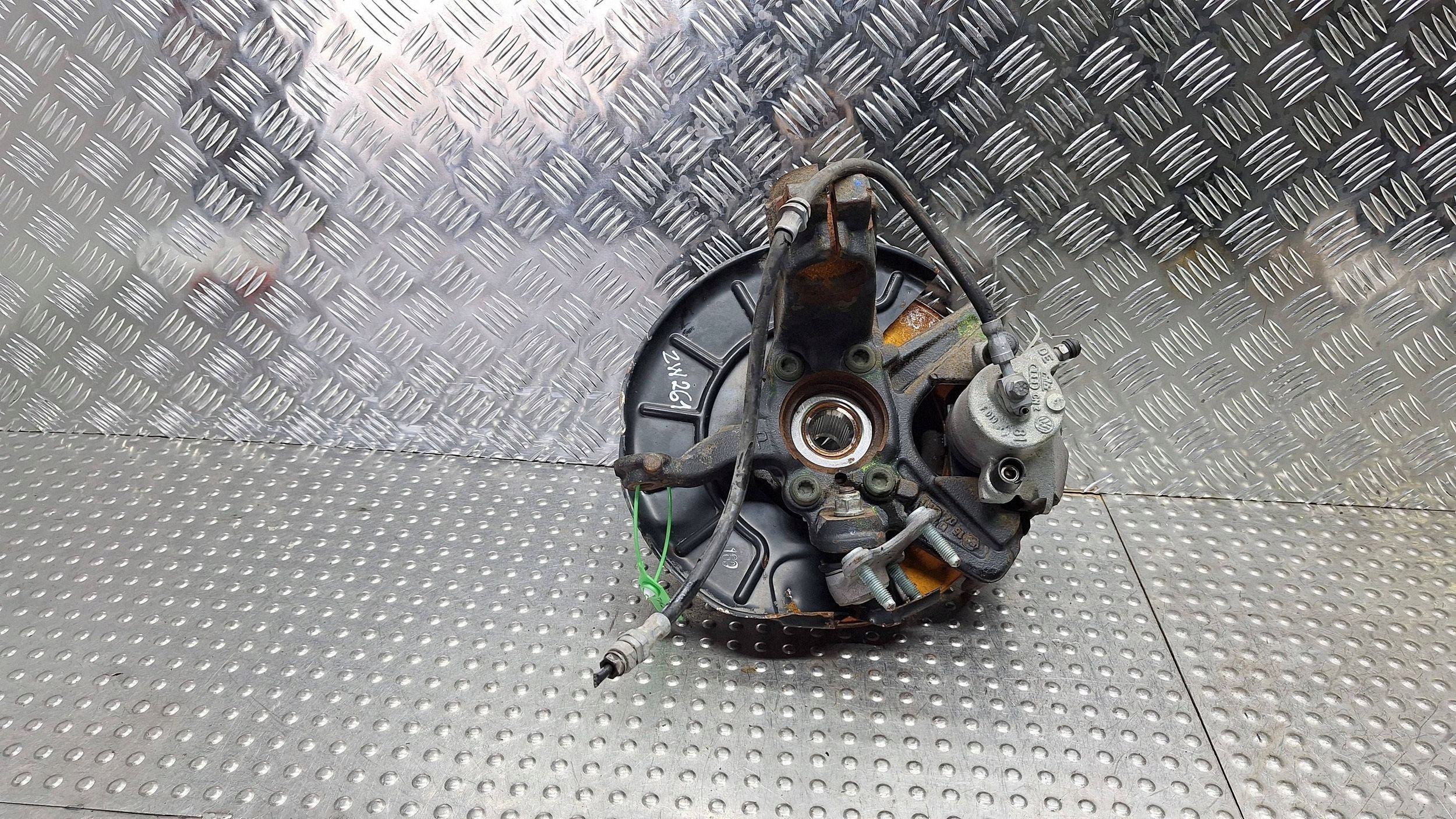 swing caliper left front 1K0407255P GOLF V CADDY III A3 8P YETI LEON II