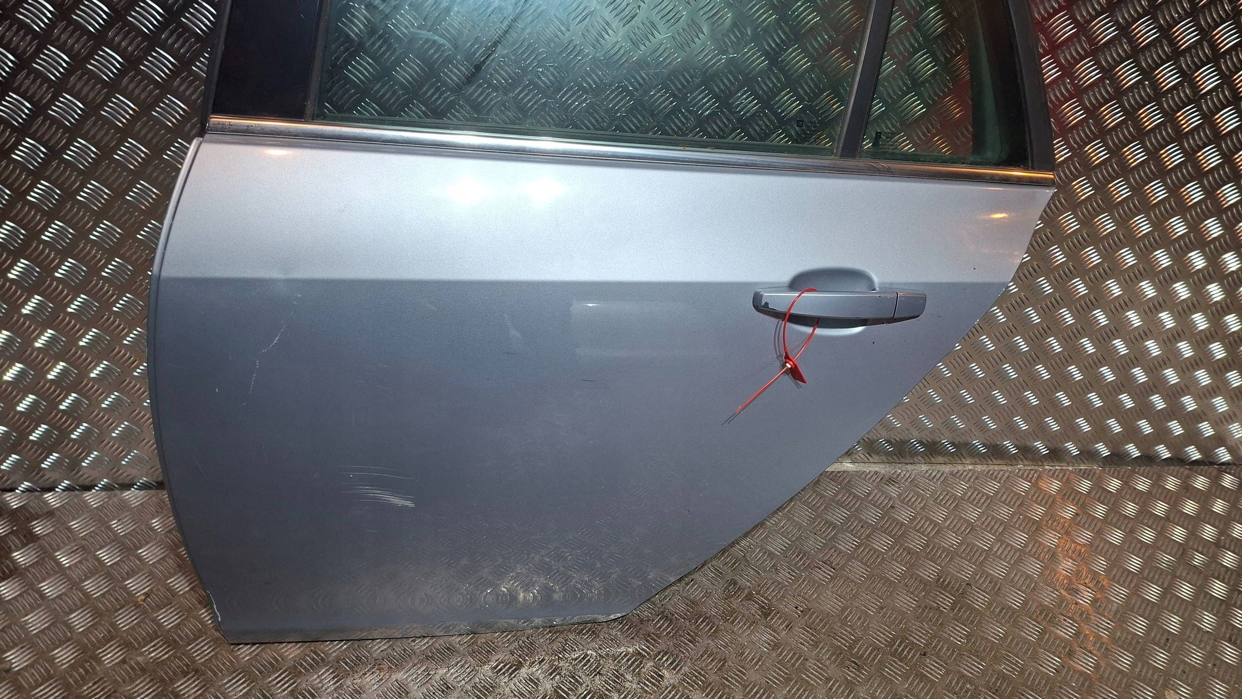 Tür heck rechts OPEL INSIGNIA A KOMBI 2008
