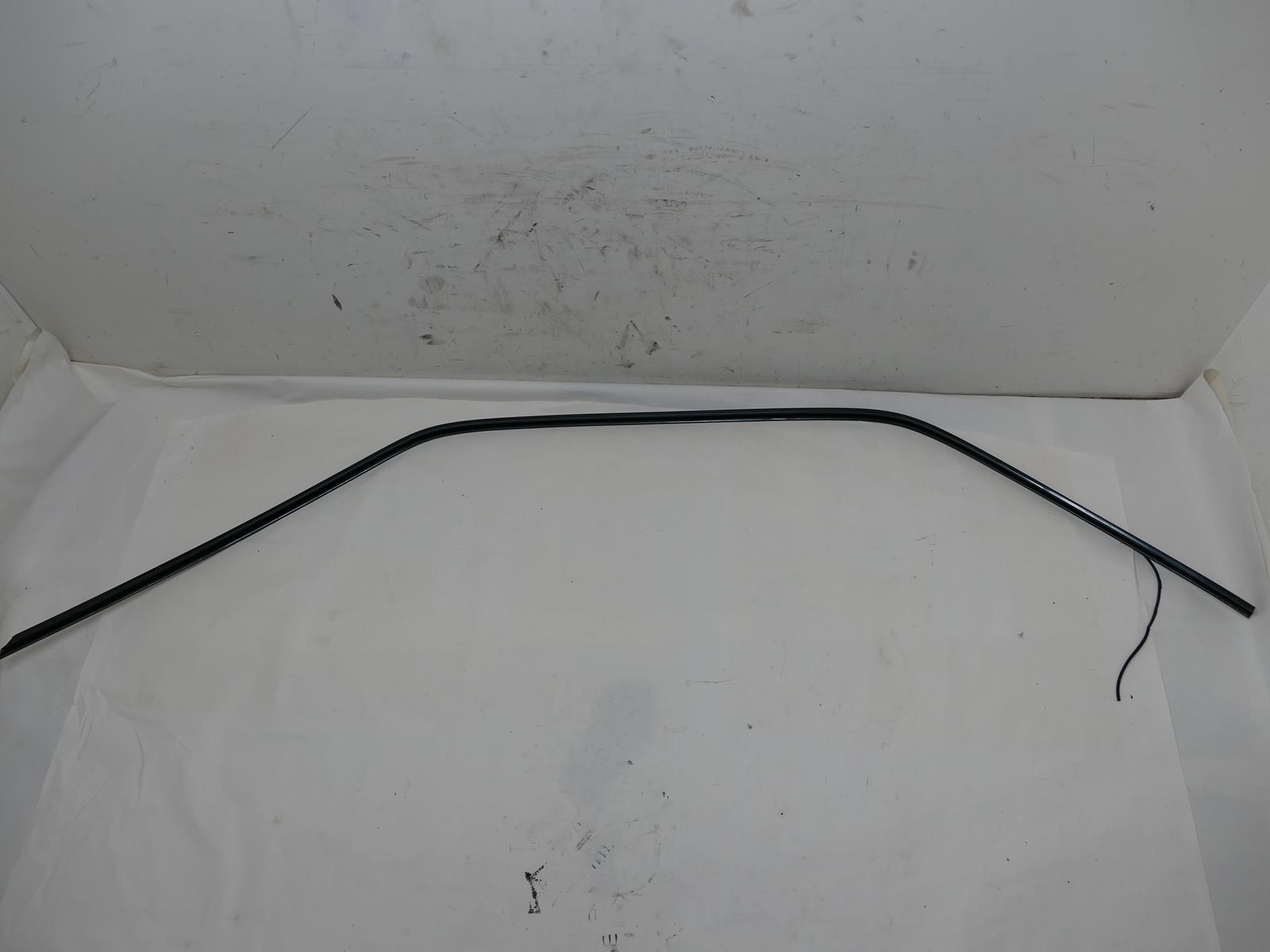 MERCEDES W124 COUPE moulding bodywork right C124