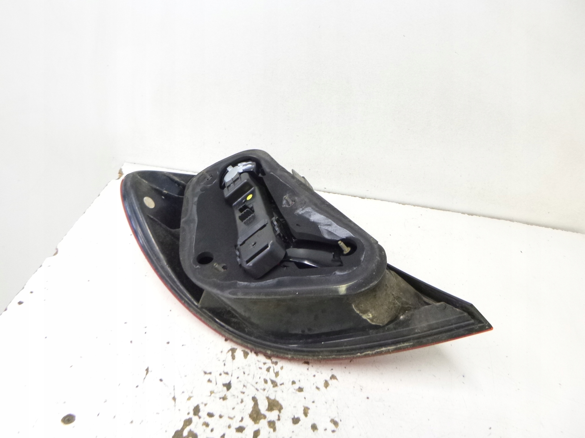 light rear right Mercedes W203 Coupe 2001r. 2038200664