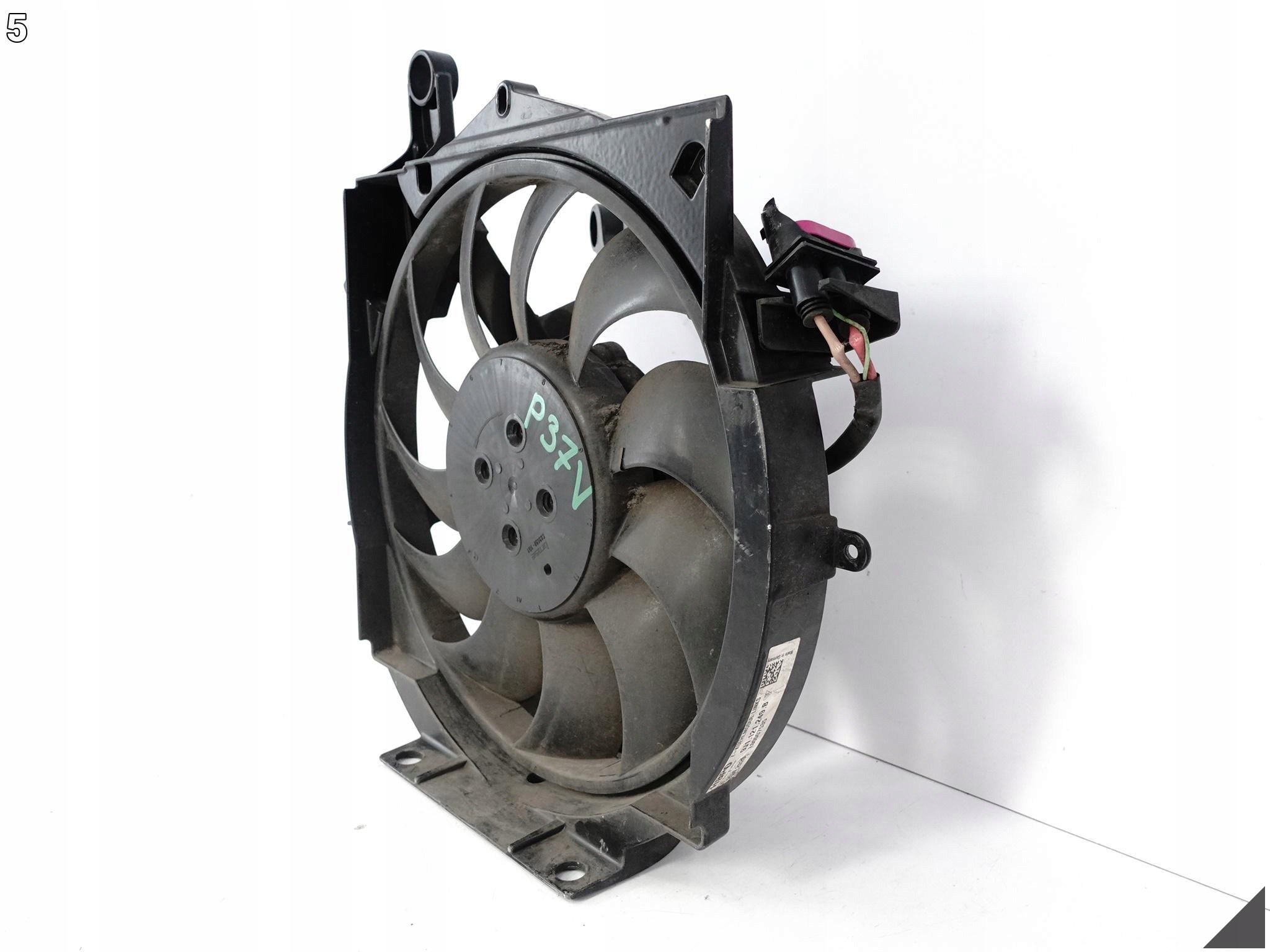 PORSCHE TAYCAN 9J1 AUDI E-TRON GT RS 4J3 vrtule ventilátor obal levý