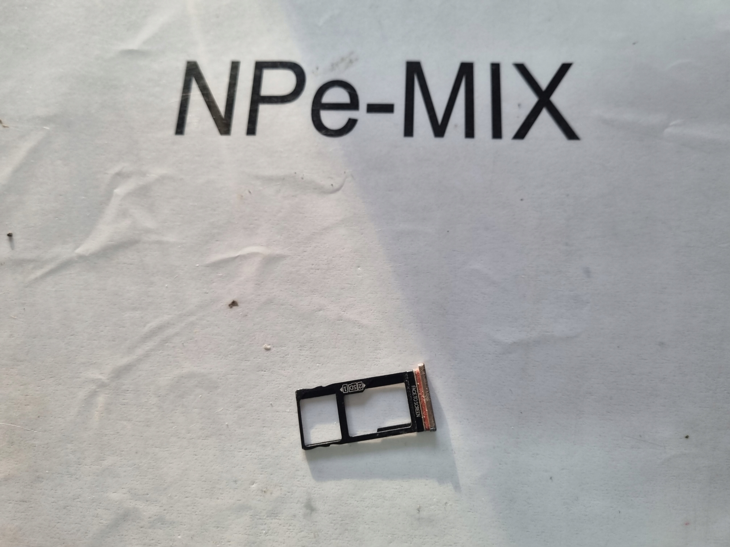 Tacka SIM srebrna Motorola One Action XT2013