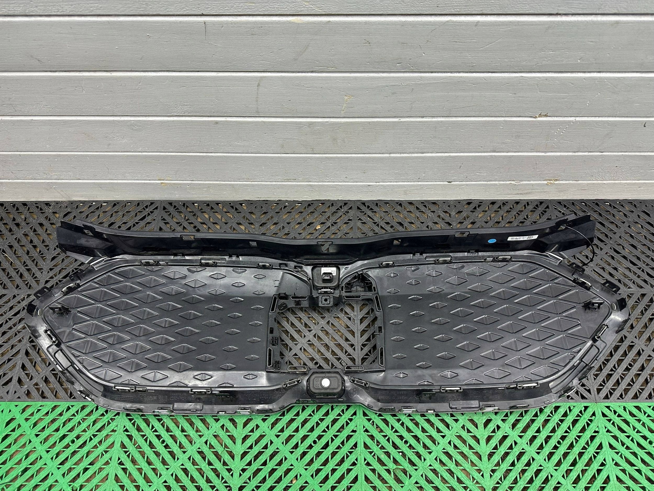 grille radiator (grill) BMW X2 U10 5A4B3D3