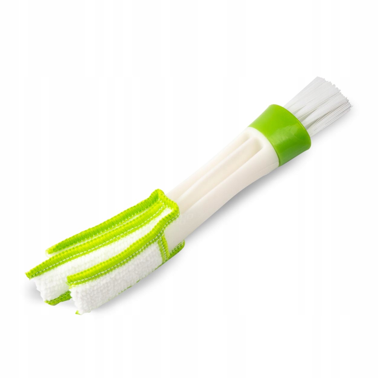 ZESTAW DETAILINGOWY DO CZYSZCZENIA WNĘTRZA SAMOCHODU pędzle szczotki AMiO Waga produktu z opakowaniem jednostkowym 0.4 kg