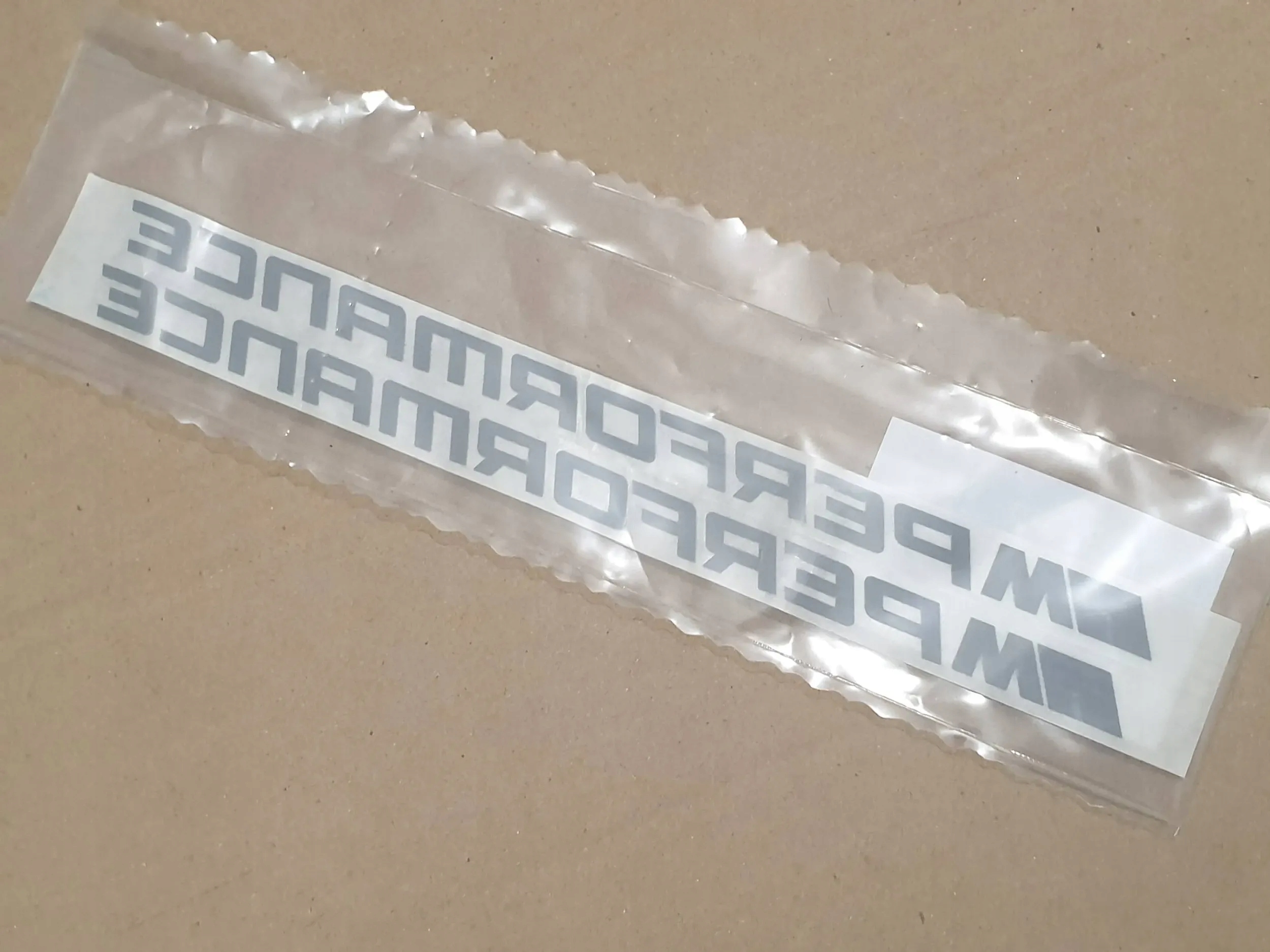 BMW 3 G20 G21 18- naklejka napis M-PERFORMANCE F40 G05 F91 Numer katalogowy części 2461811