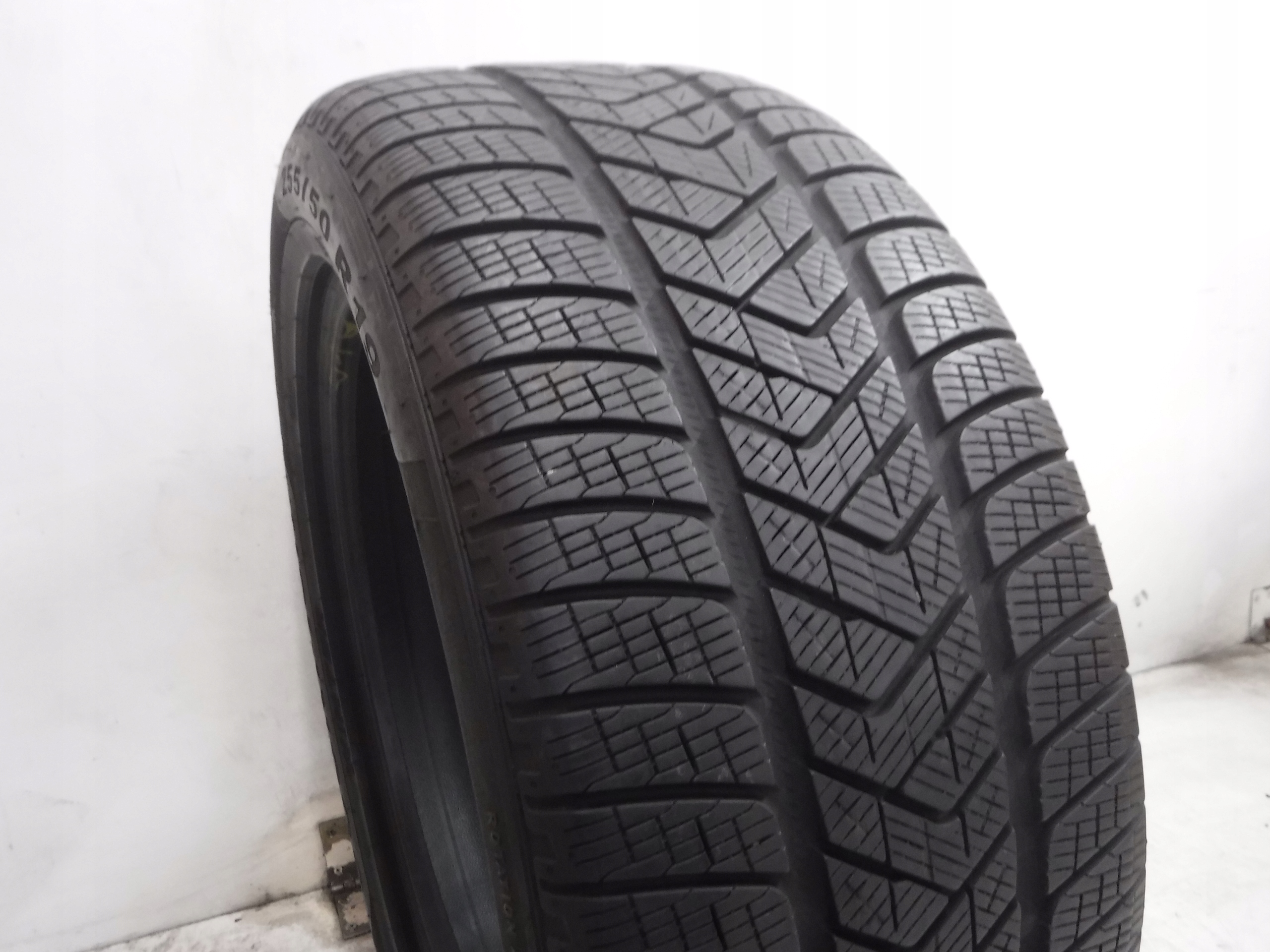 OPONA ZIMOWA PIRELLI SCORPION WINTER 255/50/19 103H MO M+S Klasa premium