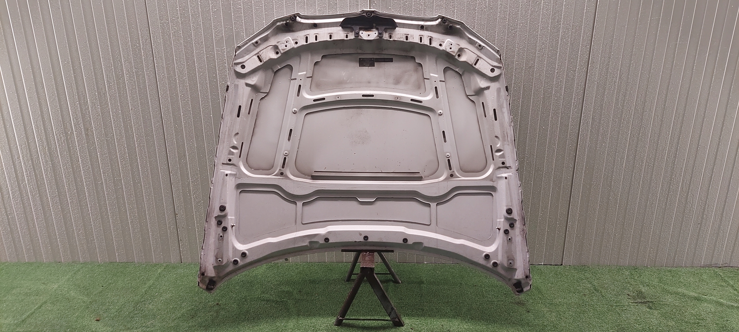 Capot BMW 3 E92 E93 06-11 LAK: 354 TITANSILBER