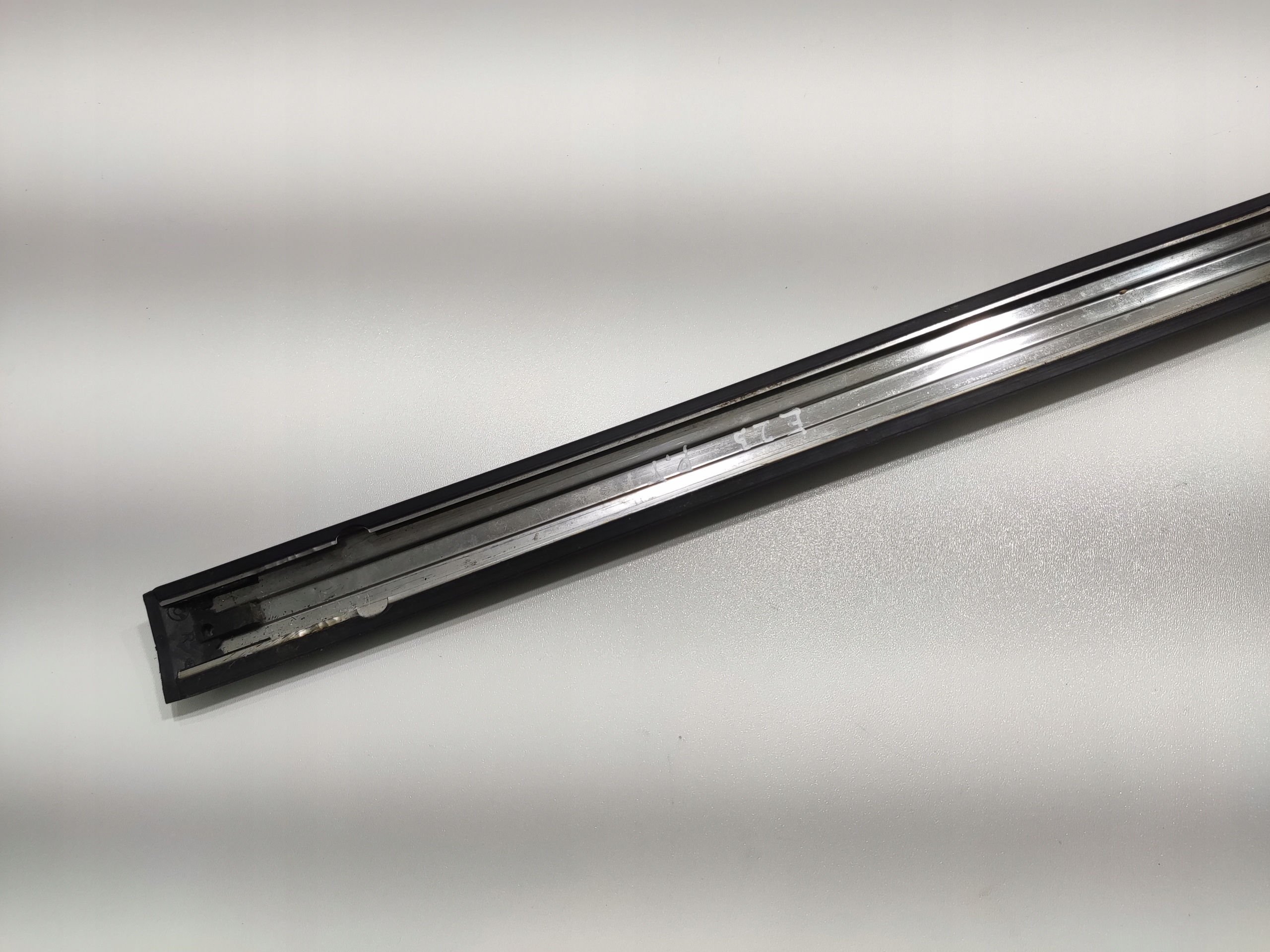 moulding door right rear part rear DOL lower BMW 7 E23 1977-1986
