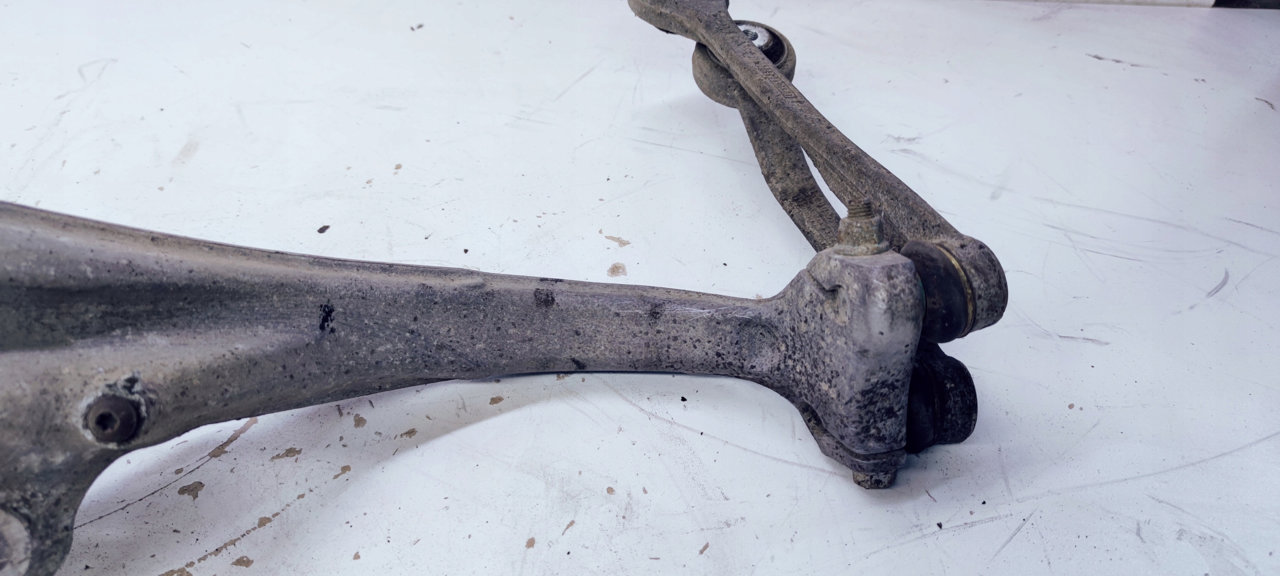 swing left front AUDI A4 A6 A7 8K0407257AB