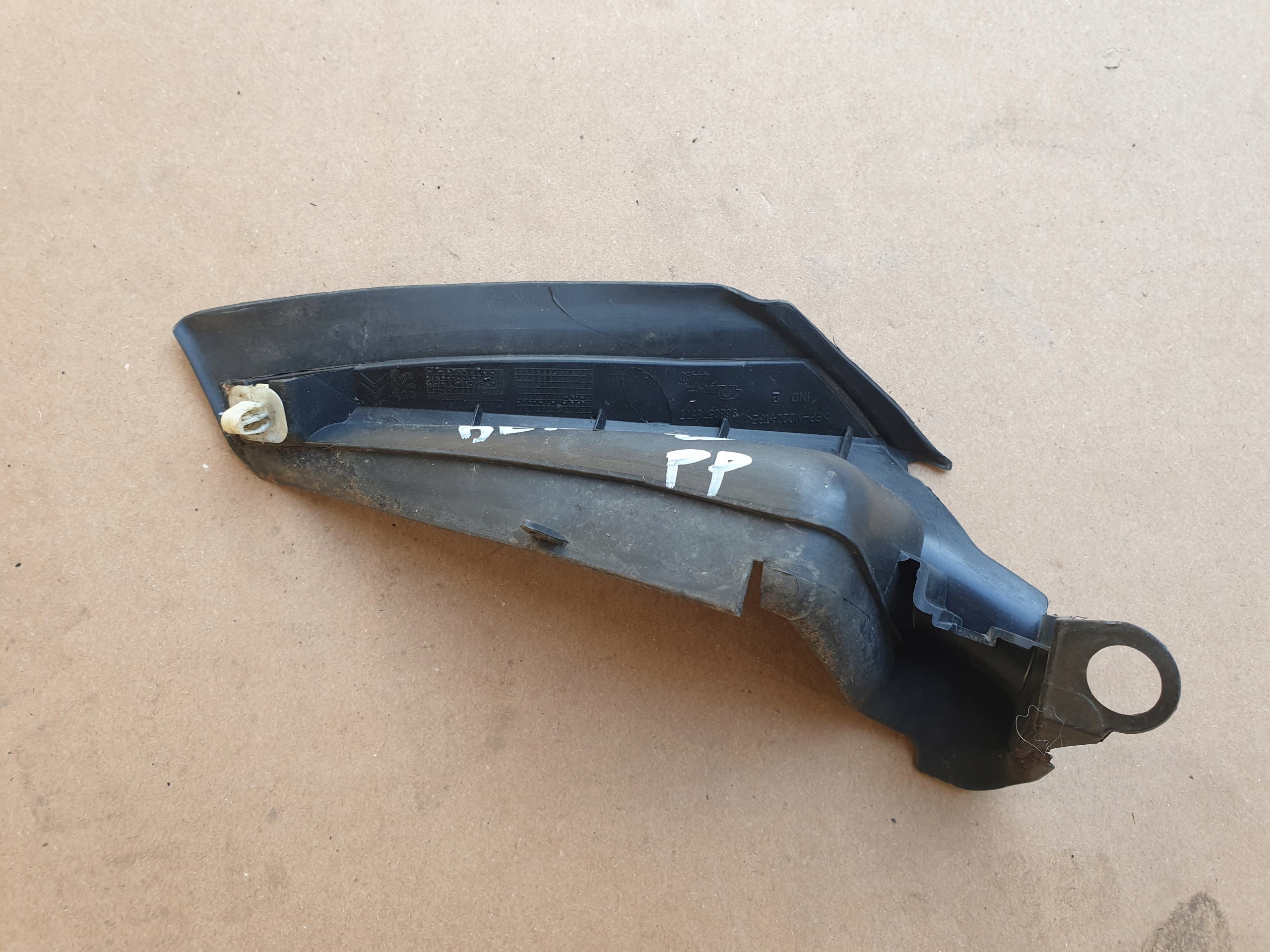 spoiler under the window cover corner CITROEN BERLINGO B9 2010- PP 9680578577