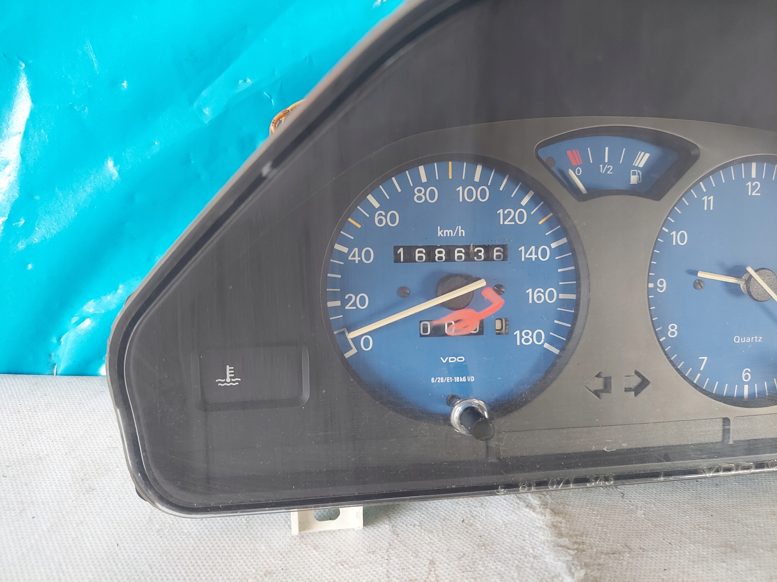 dials clock PEUGEOT 106 1.0 B 9627755180
