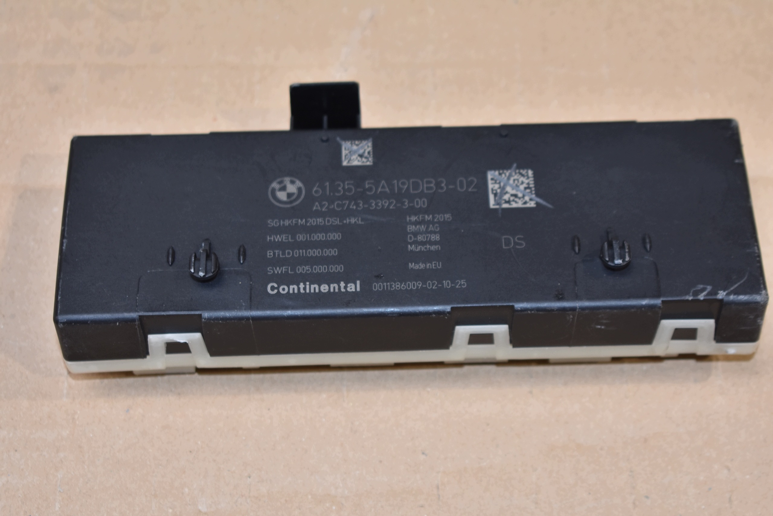 perfect condition module control unit bonnet boot 5A19DB3 BMW G82