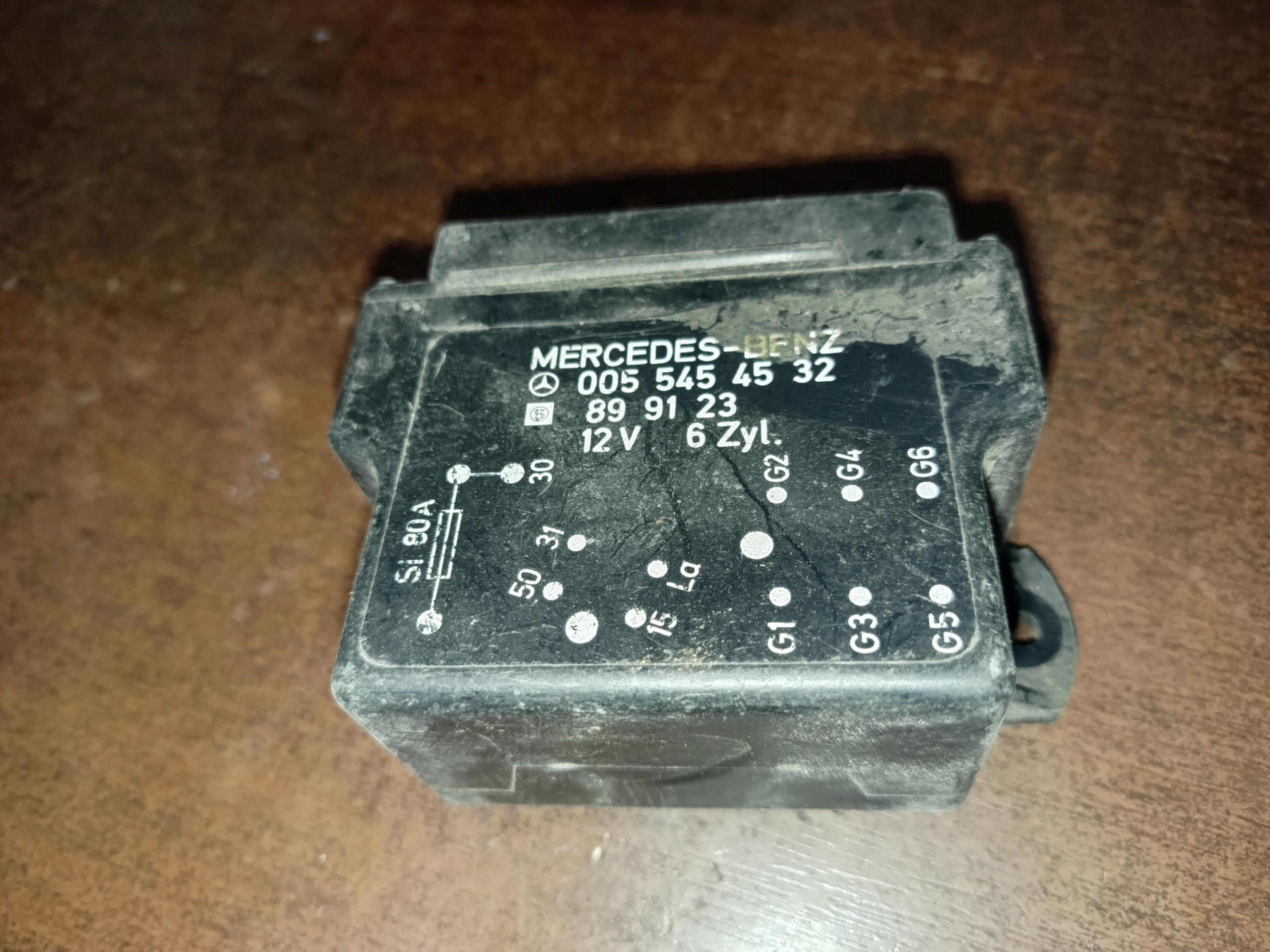 PRZEKAŹNIK ŚWIEC ŻAROWYCH MERCEDES W124 W126 A0055454532 ASO ORG