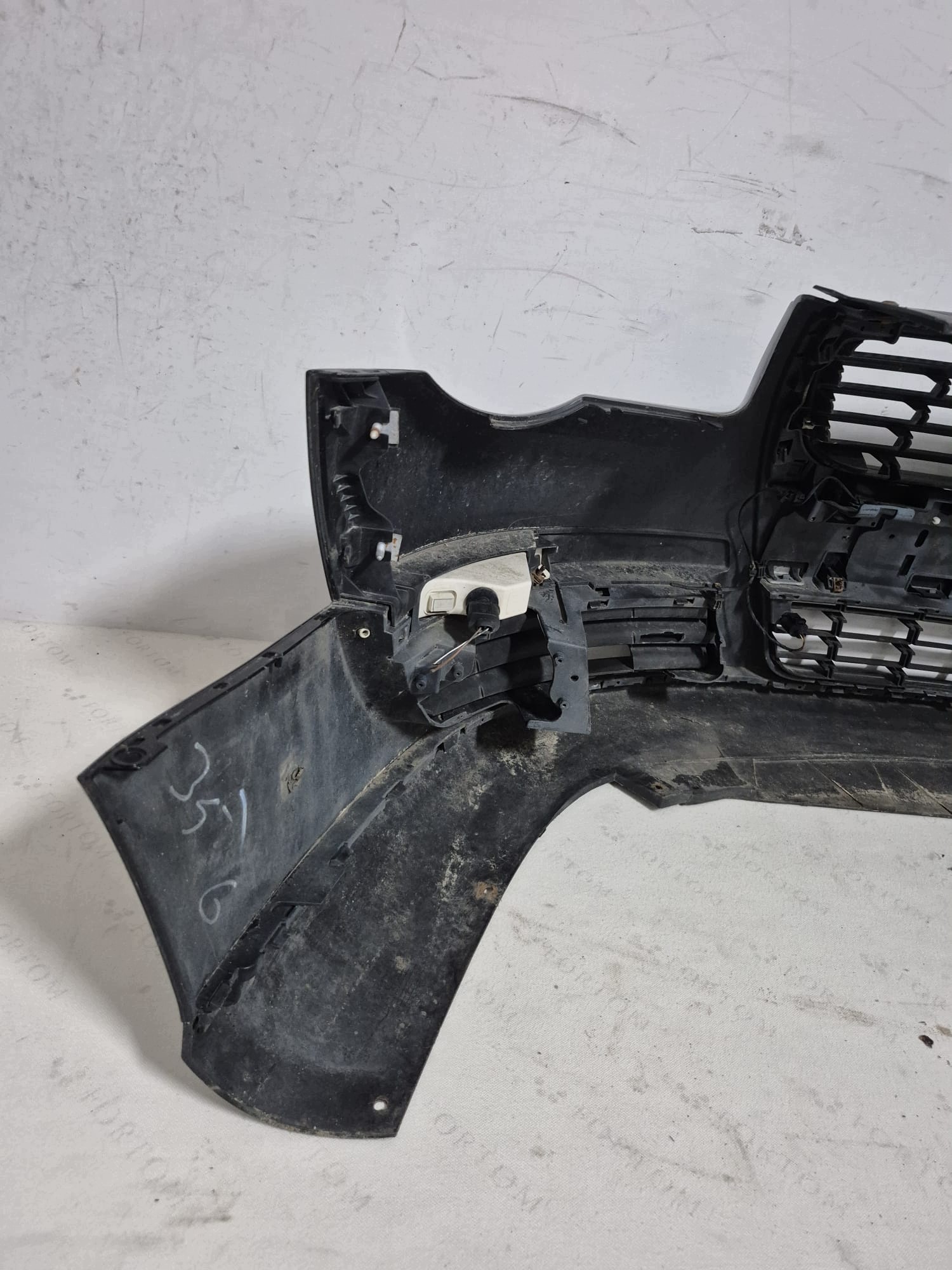 VW PASSAT B6 3C0 06- bumper front front 3C0807221