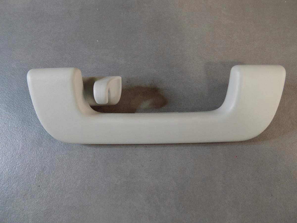 AUDI A8 4N RĄCZKA PODSUFITKI 4N0857643