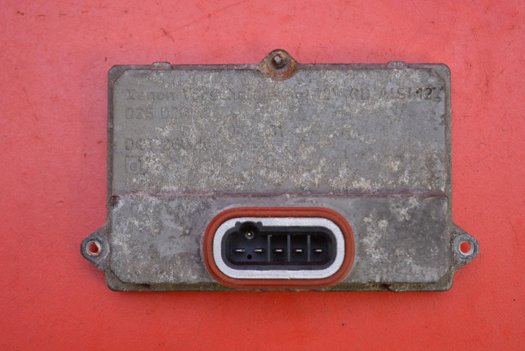 control unit XENON KSENON left 5DV008290-00 RENAULT GRAND ESPACE 4 IV 02-06