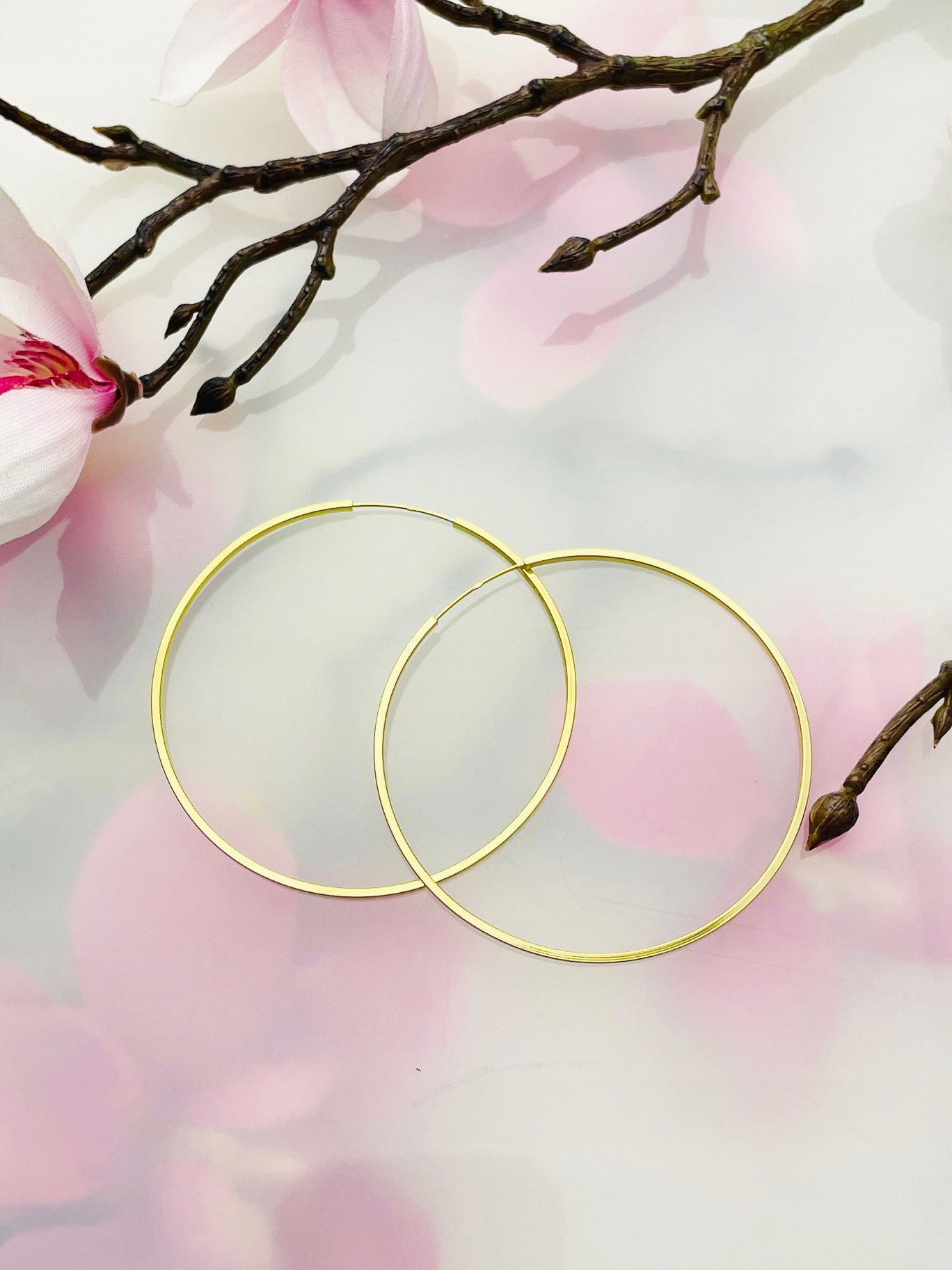Stříbrné náušnice s velkými kruhy, pozlacené
