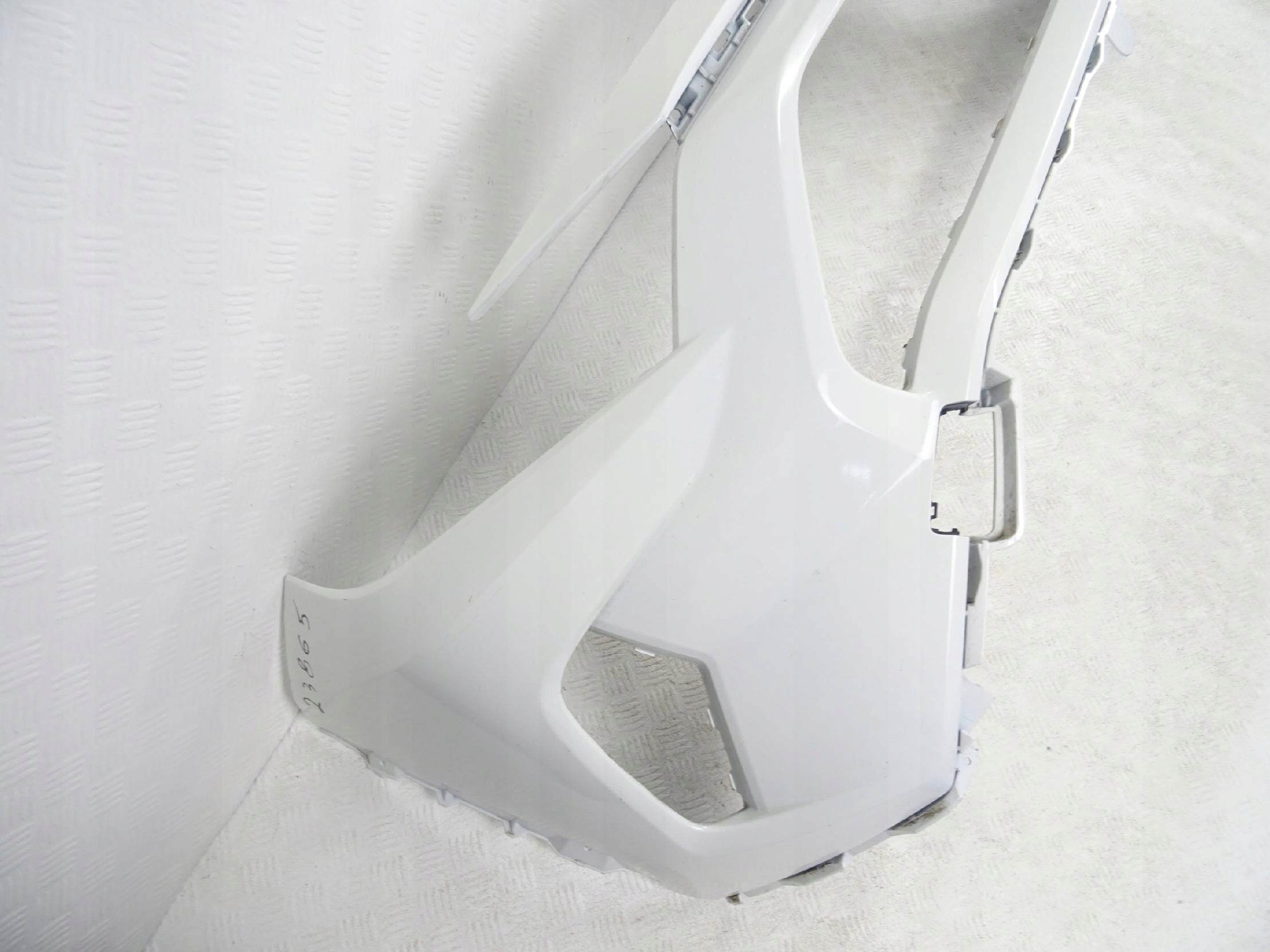 Toyota RAV4 V 5 18- bumper front front