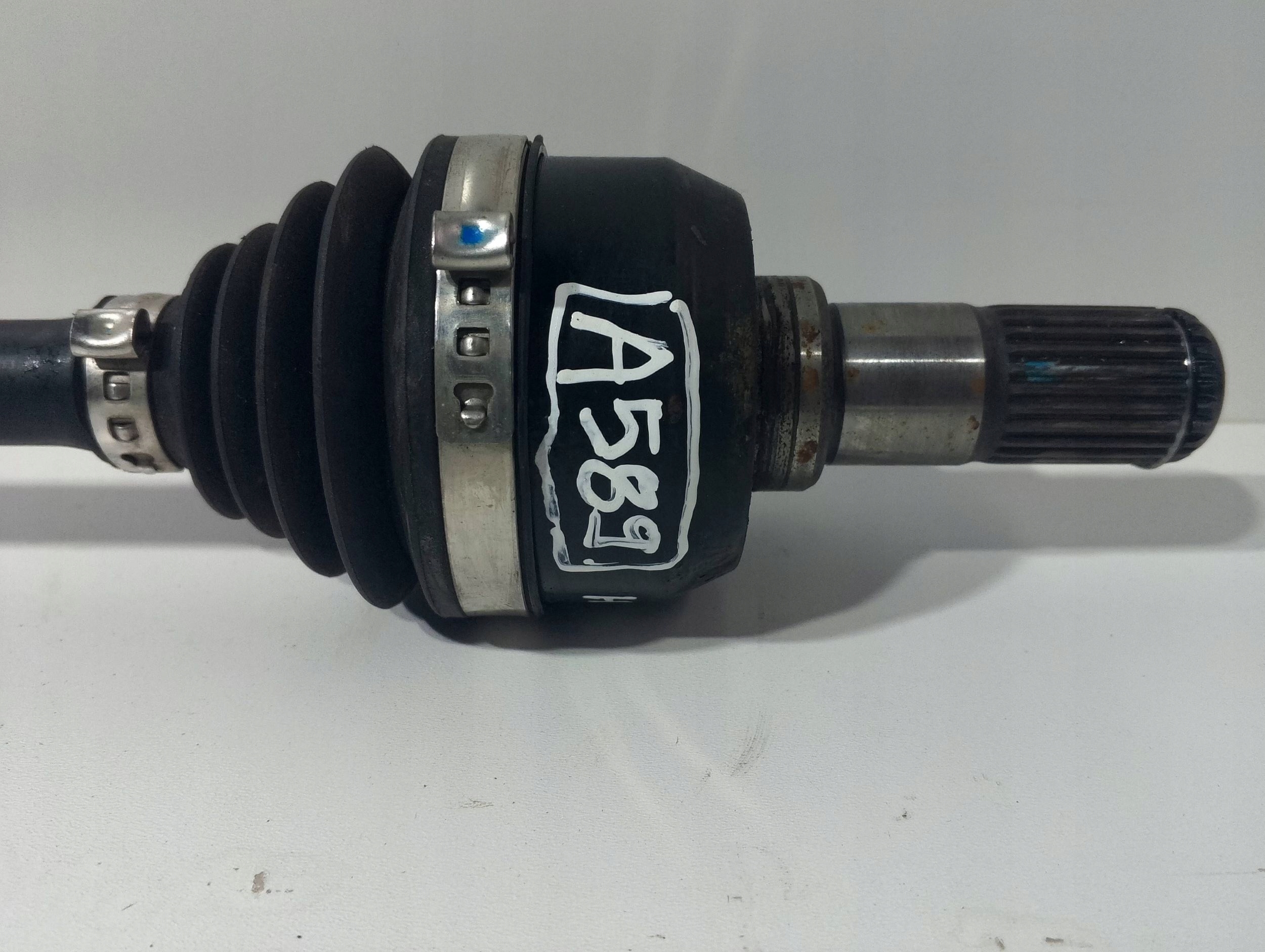 Kia Sorento IV semi-axis rear right 49601P2000 (A589)