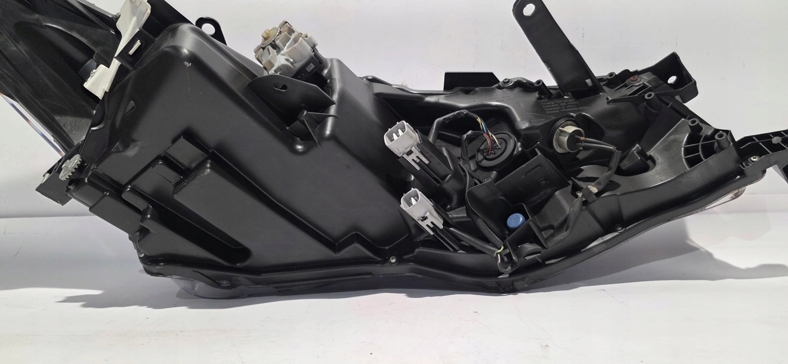 light left front FULL LED + CHROM TOYOTA COROLLA E16 LIFT 16- 81150-02L70