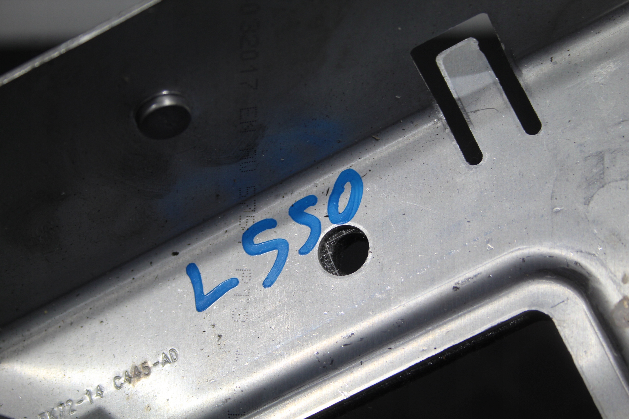compartment PRZEKAZNIKOW LAND ROVER DISCOVERY SPORT L550
