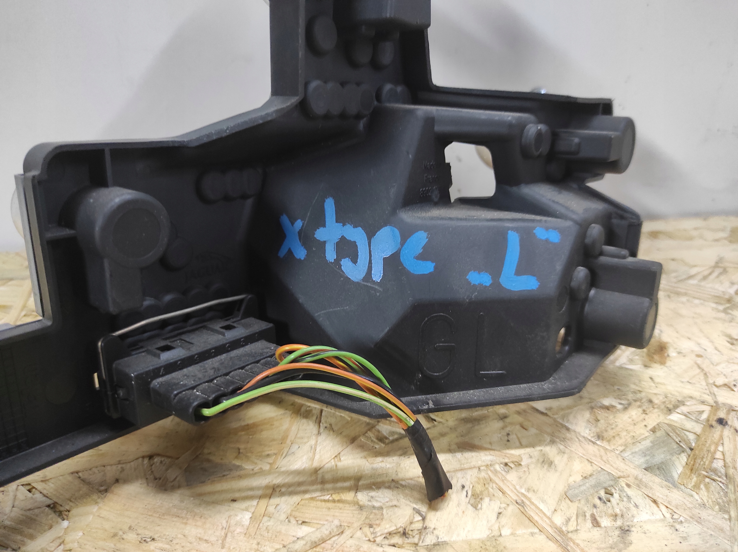 light housing left rear part Jaguar X Type and