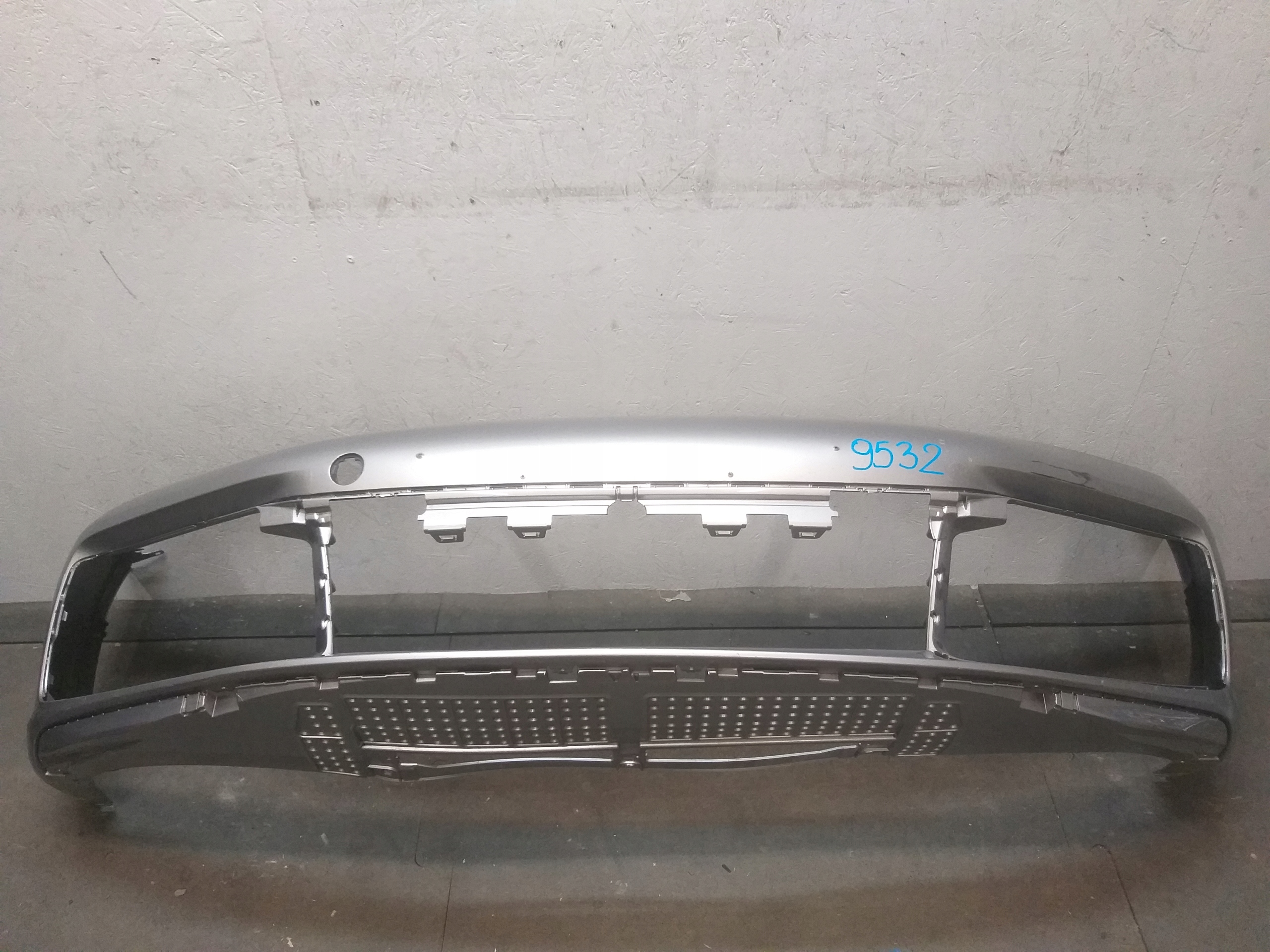 bumper front PORSCHE CARRERA 992 911 18