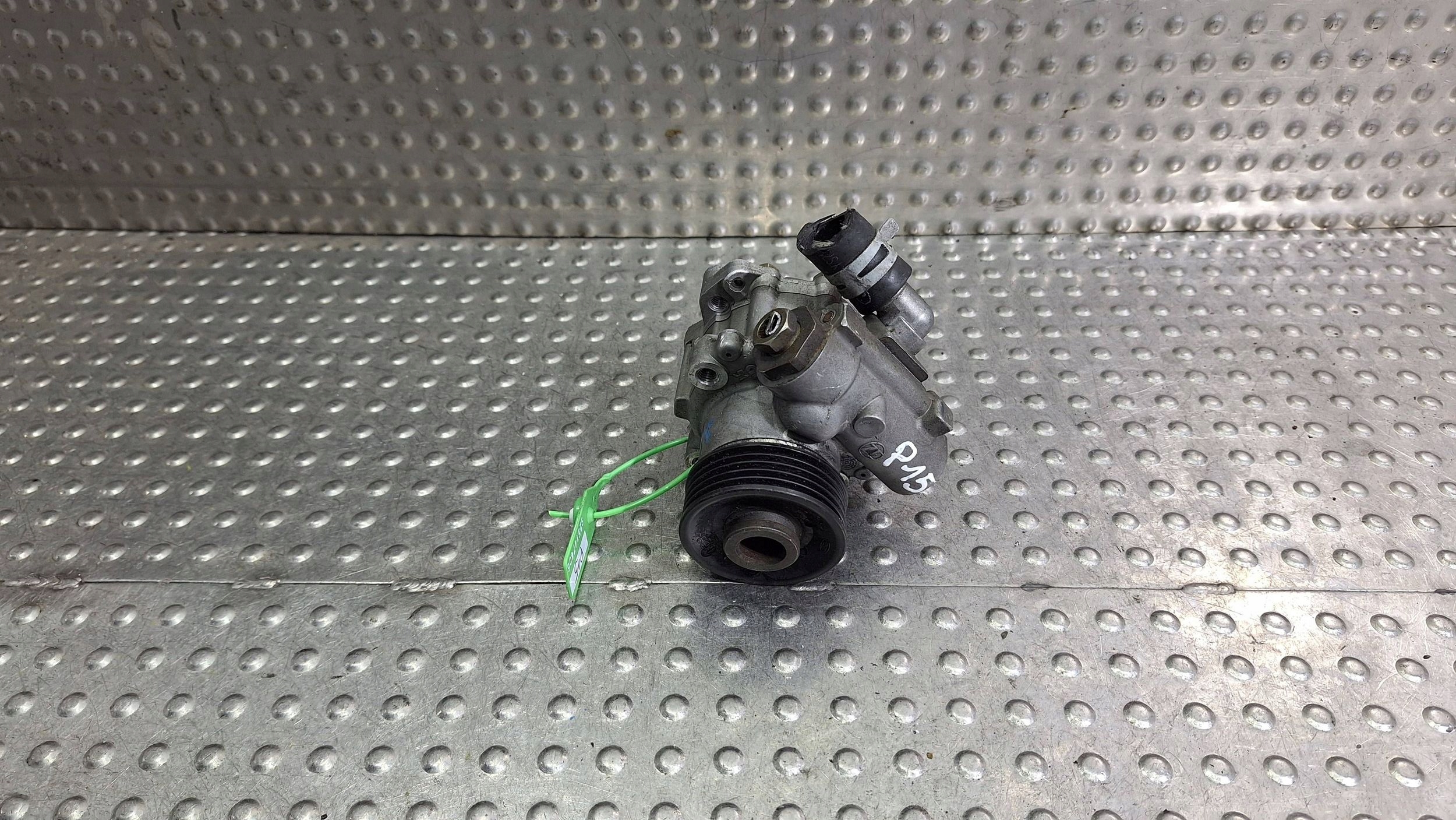servo pump XS71-3A696-AA FORD MONDEO MK2 1.8 TD