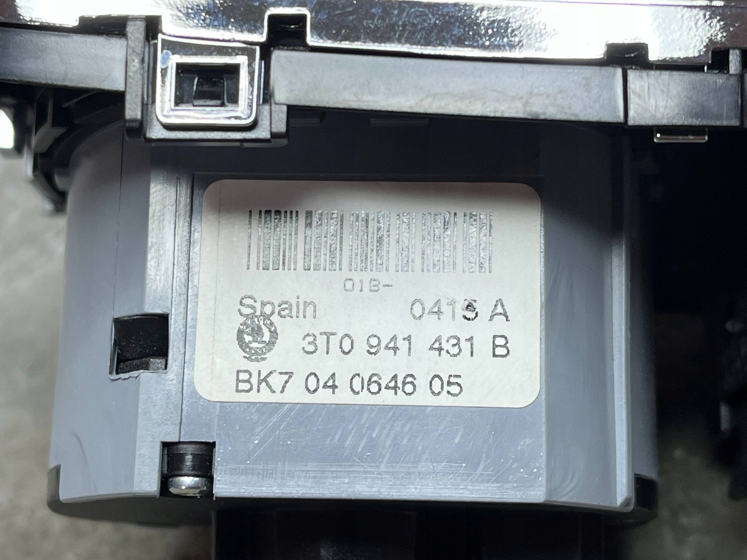 Schalter Leuchten PANEL SKODA SUPERB II 3T0941431B !J