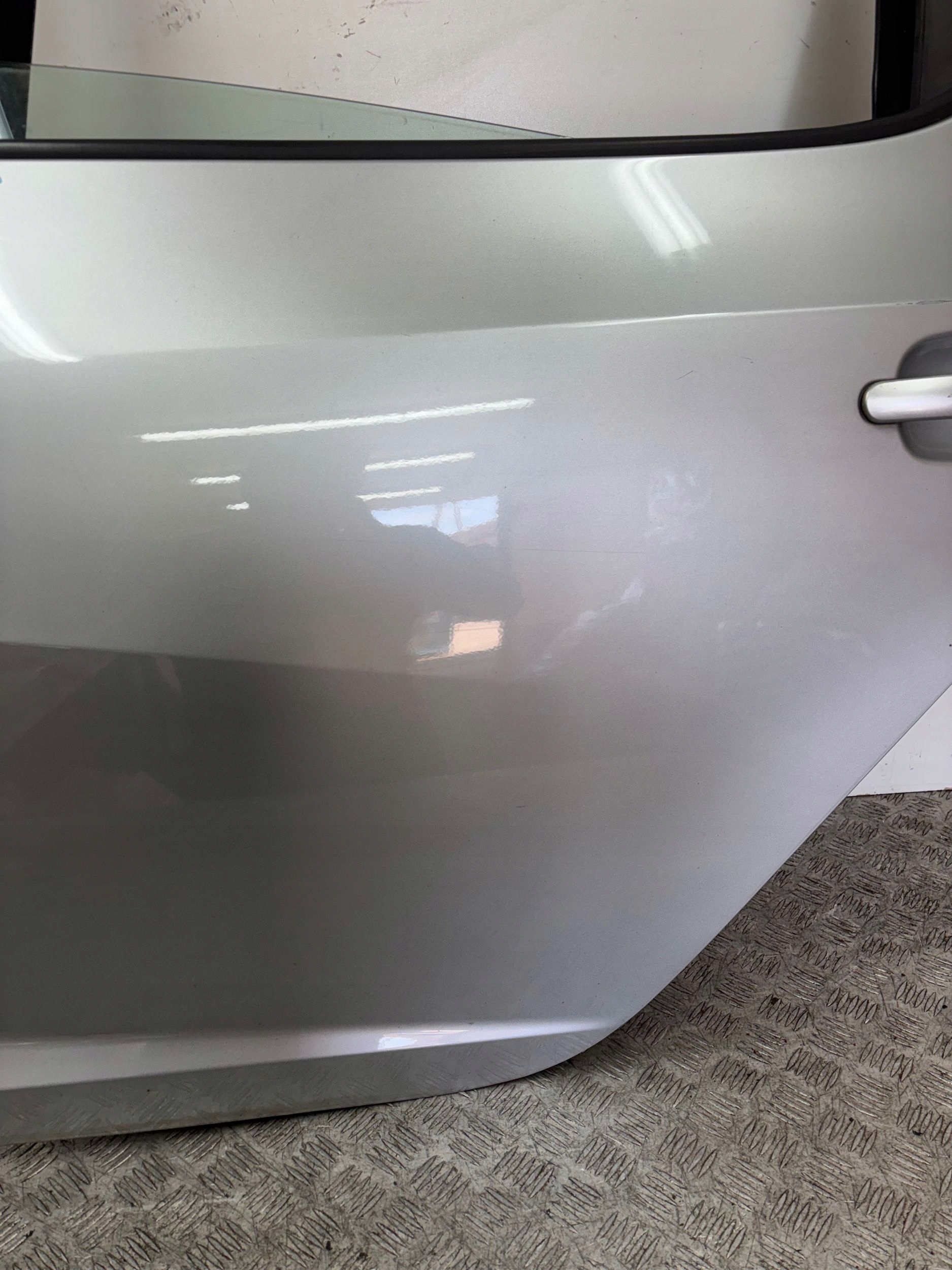 door rear part rear. left SEAT IBIZA 6J HB 09