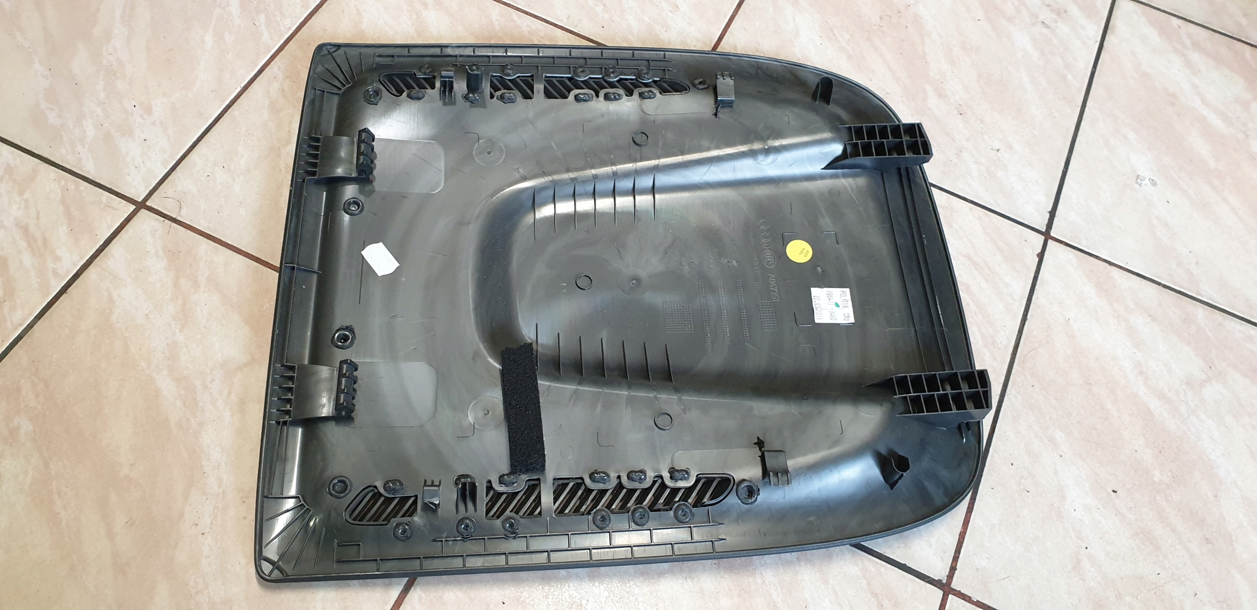 Blende Abdeckung Gehäuse SITZ R/L PLECY heck AUDI A5 CABRIO 8F OE