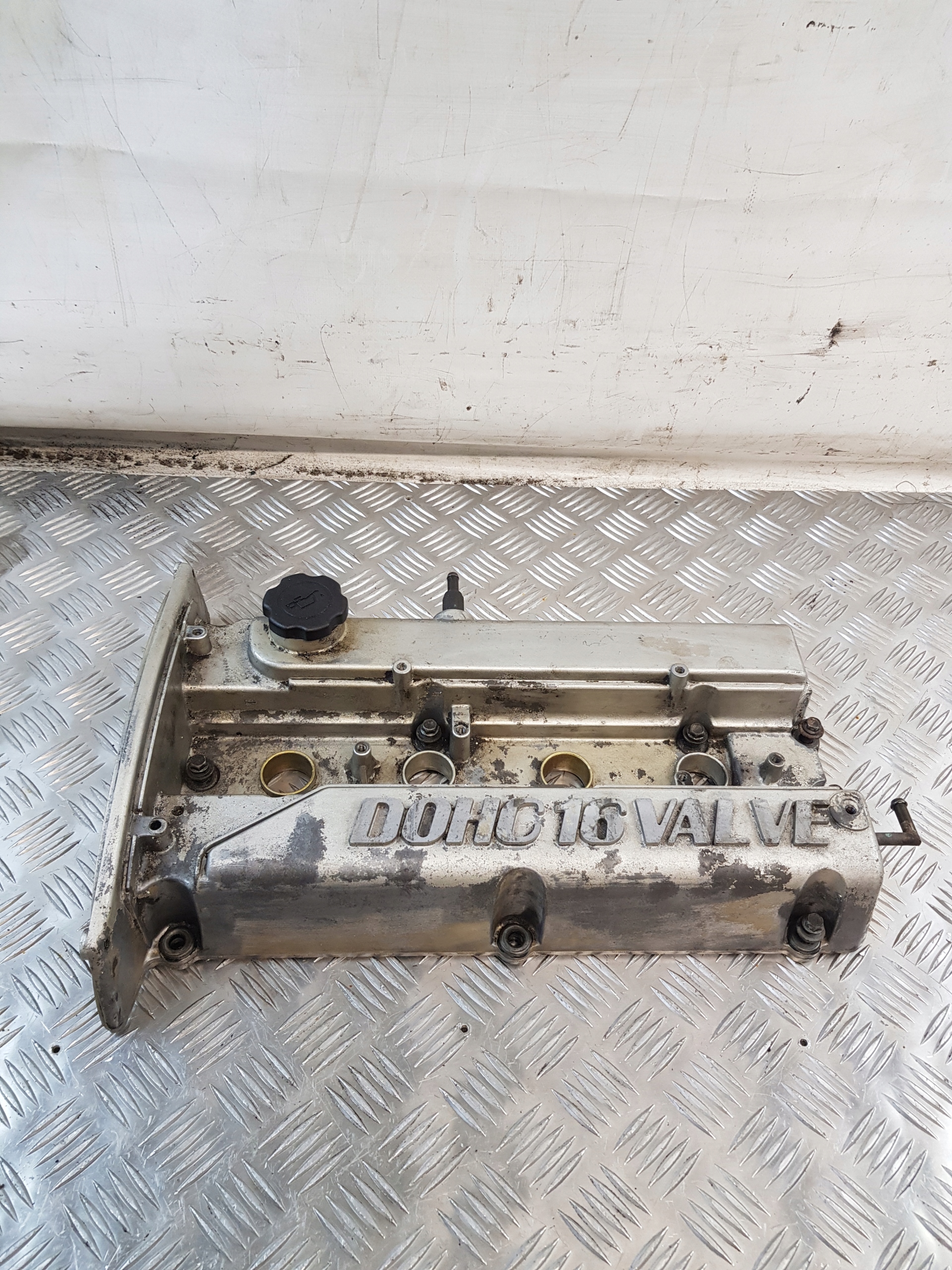 Abdeckung der Ventile HYUNDAI SONATA IV LIFT 2.0B 04R