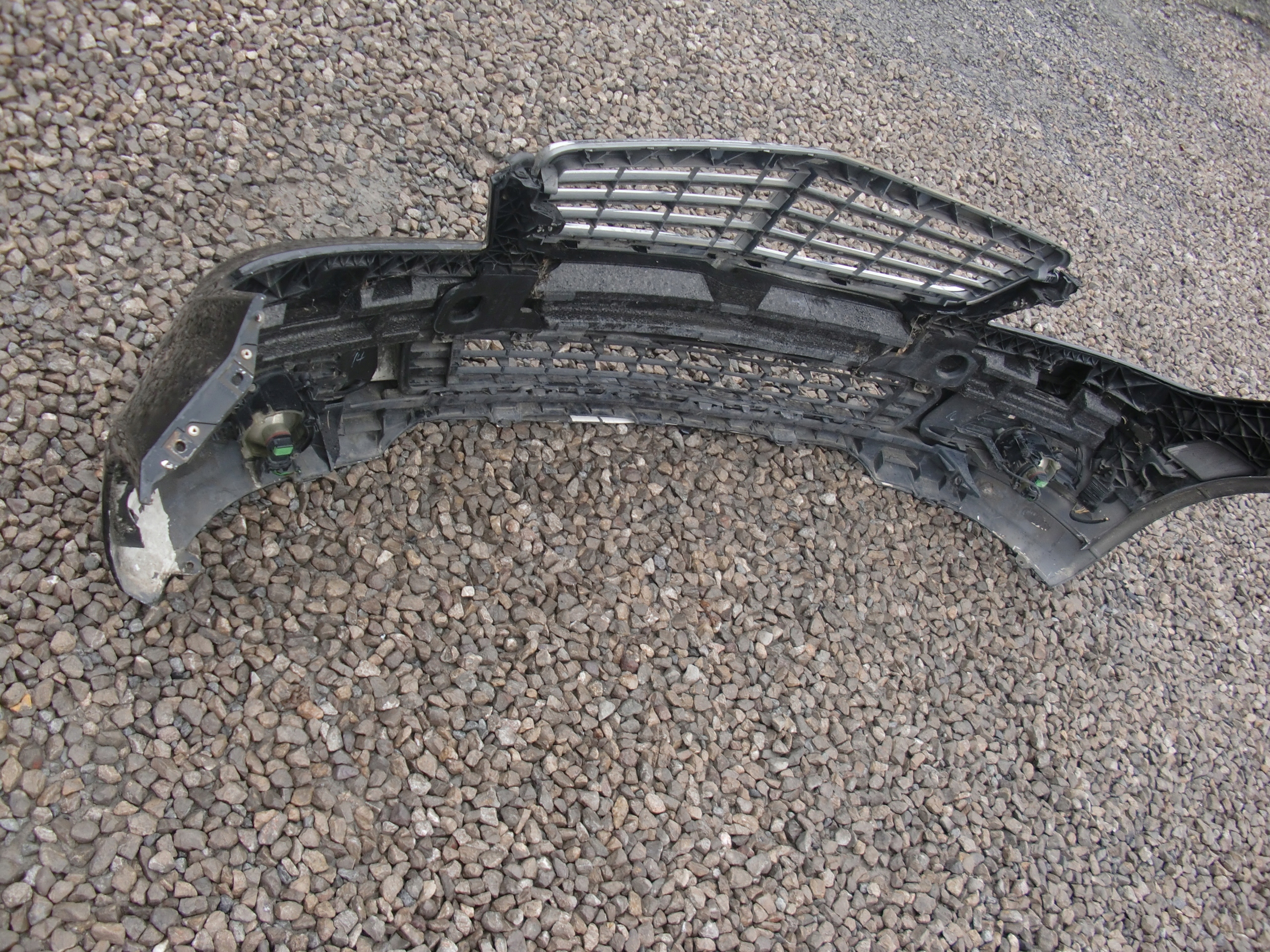 MERCEDES C W204 bumper front front black PDC