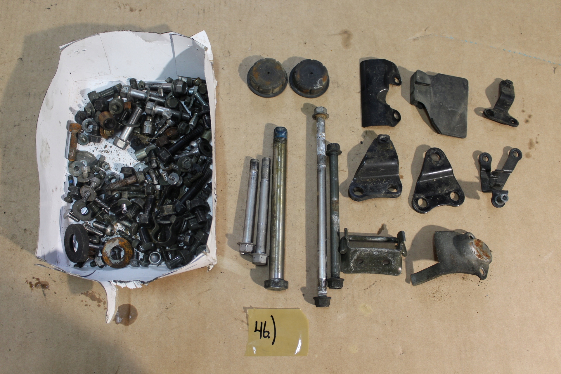 XVS1100.SRUBY - XVS 1100 DRAG STAR 02 БОЛТ ГВИНТИ ГВИНТИ КРІПЛЕННЯ