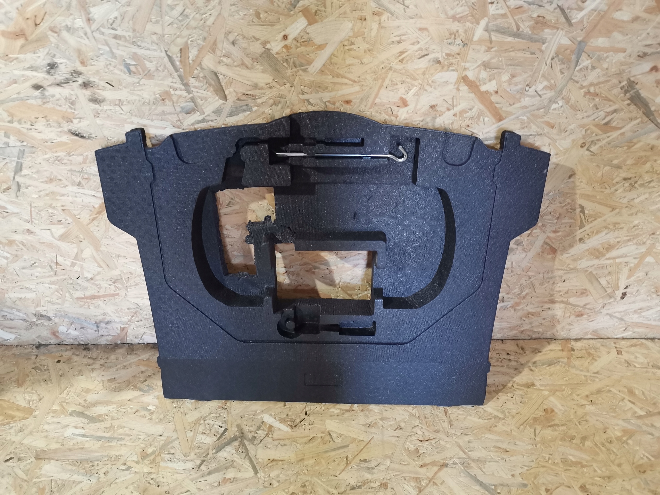 WKLAD polystirene boot MAZDA 3 BM LIFT BN HB BJT6688MX