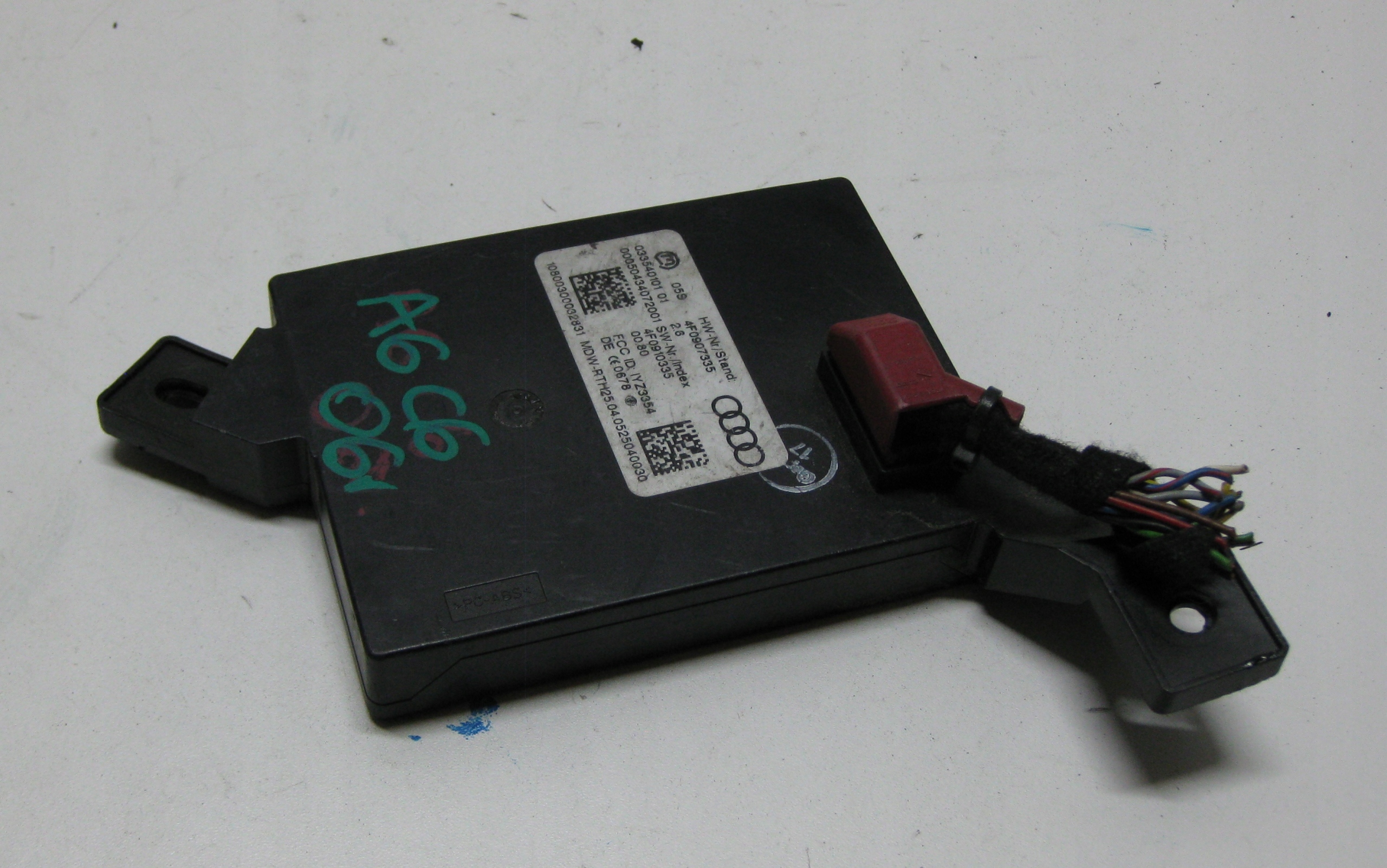 AUDI A6 C6 2006R. module control unit KESSY 4F0907335