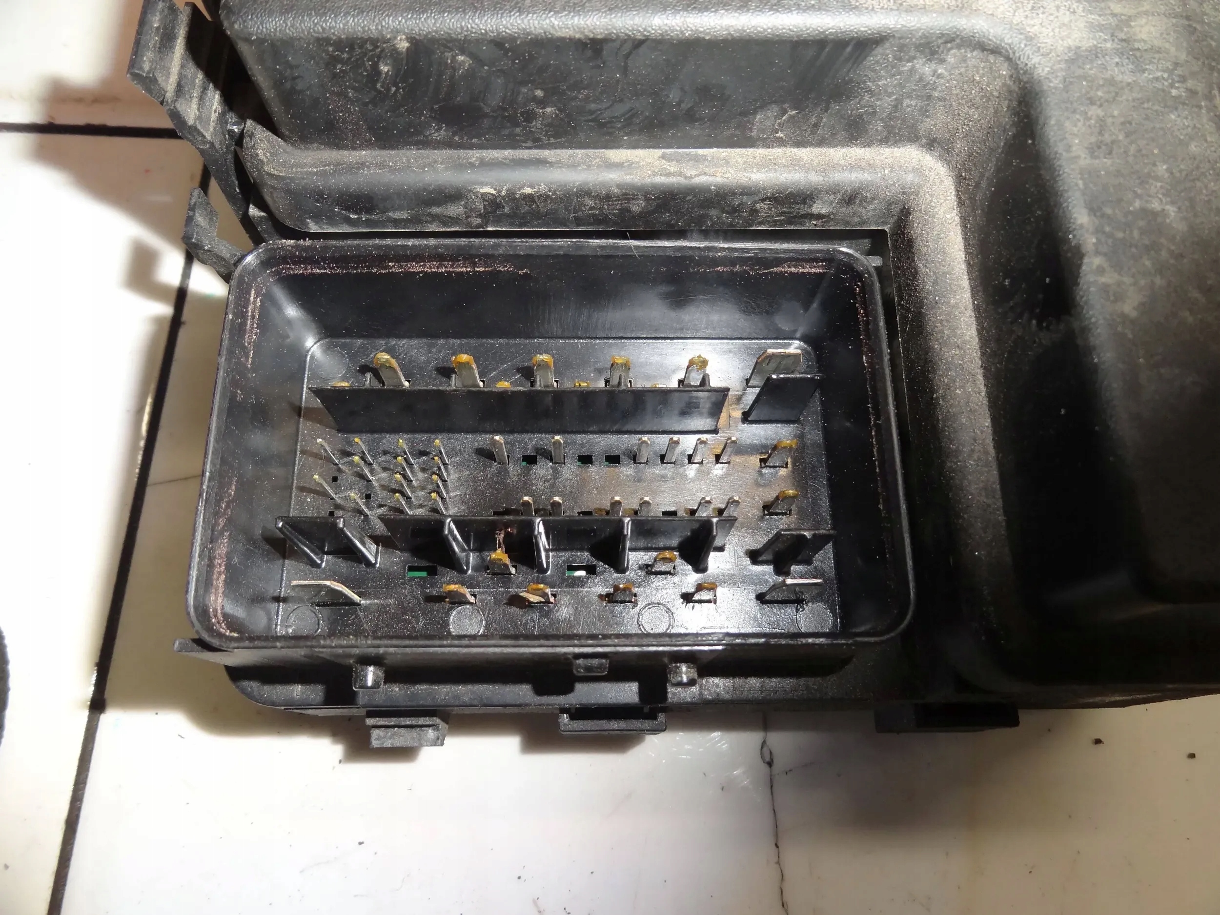 FORD S-MAX MK2 2017 2.0 TDCI MODUŁ SKRZYNKA BEZPIECZNIKÓW Producent części Ford OE