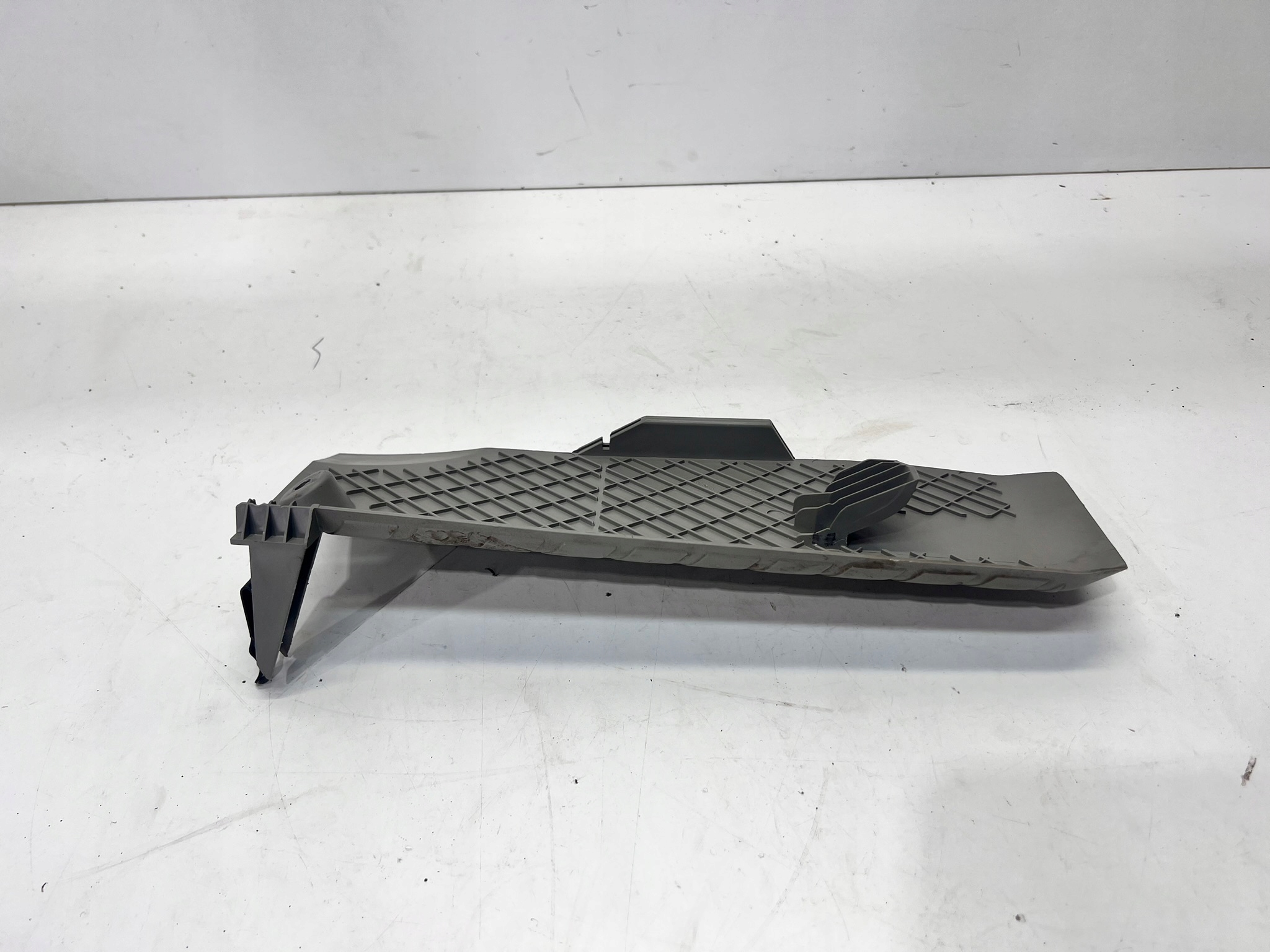 running board support cap AUDI A3 8P LIFT 8P1864777