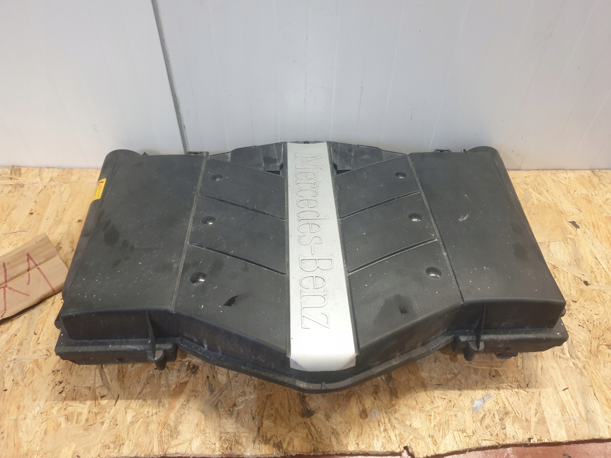 A112 094 - Корпус фильтра двигателя MERCEDES S320