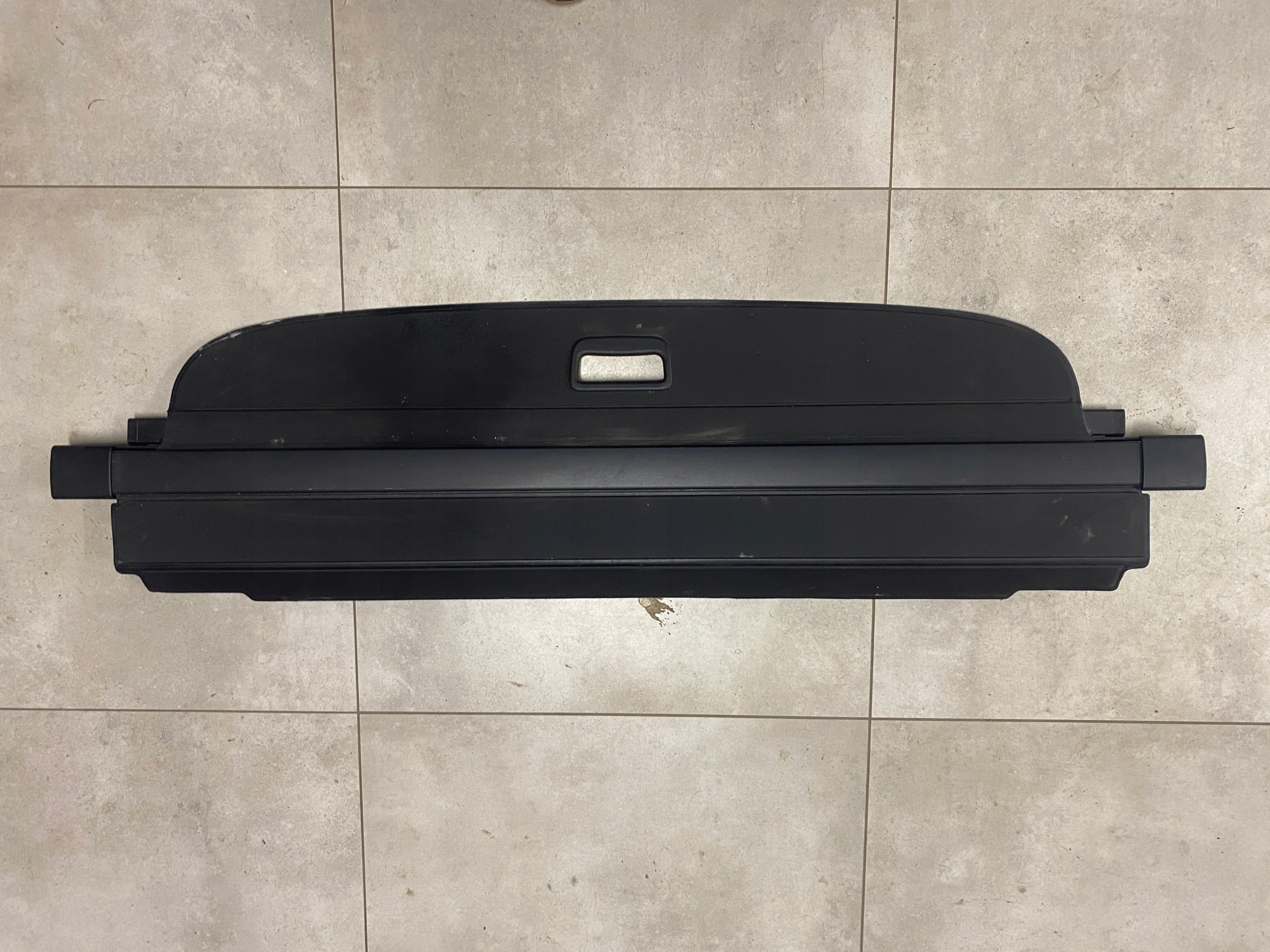 5E9867871A - SKODA OCTAVIA III УНИВЕРСАЛ ШТОРКА БАГАЖНИКА