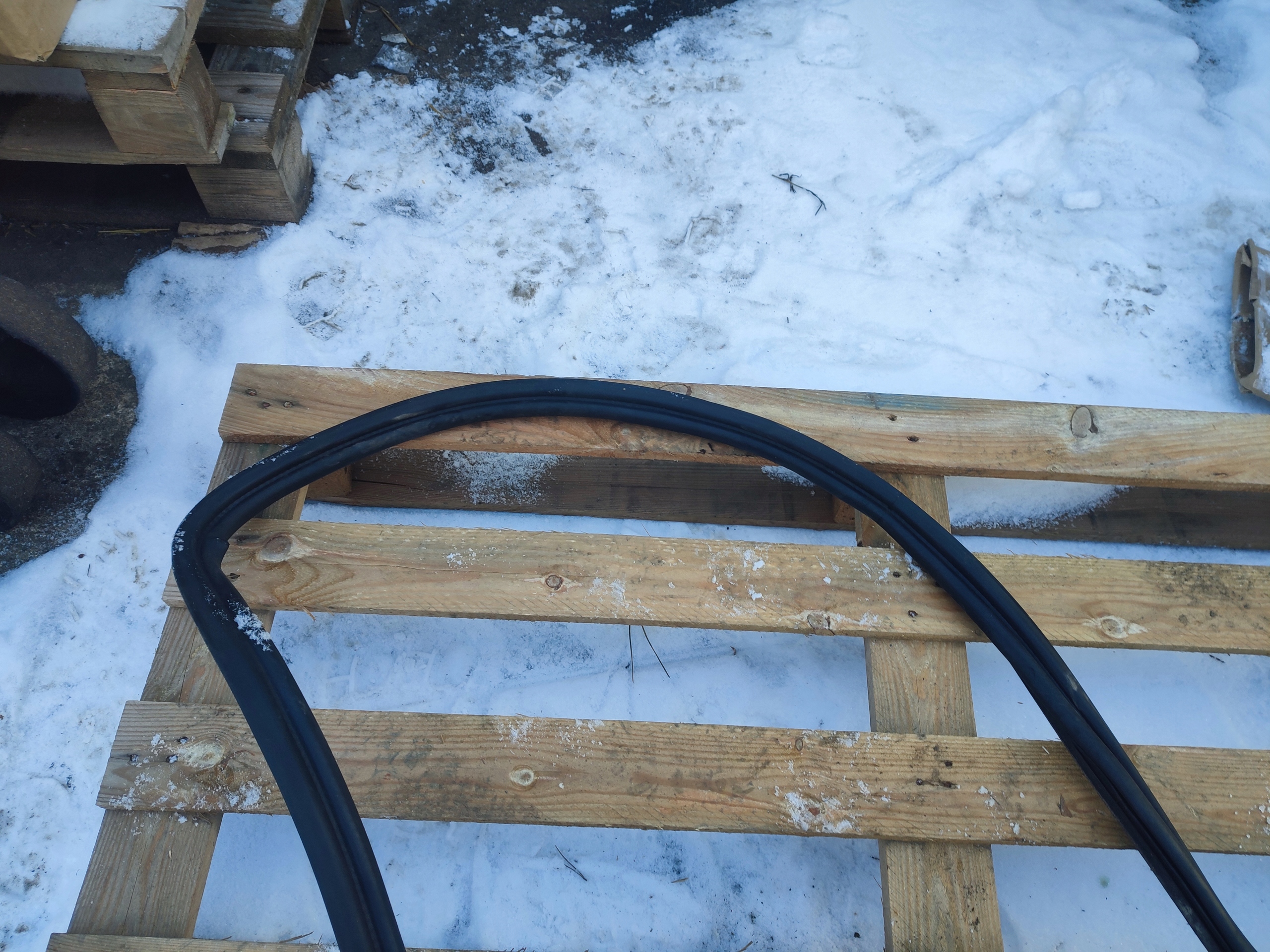 gasket bonnet boot Volvo S60 II