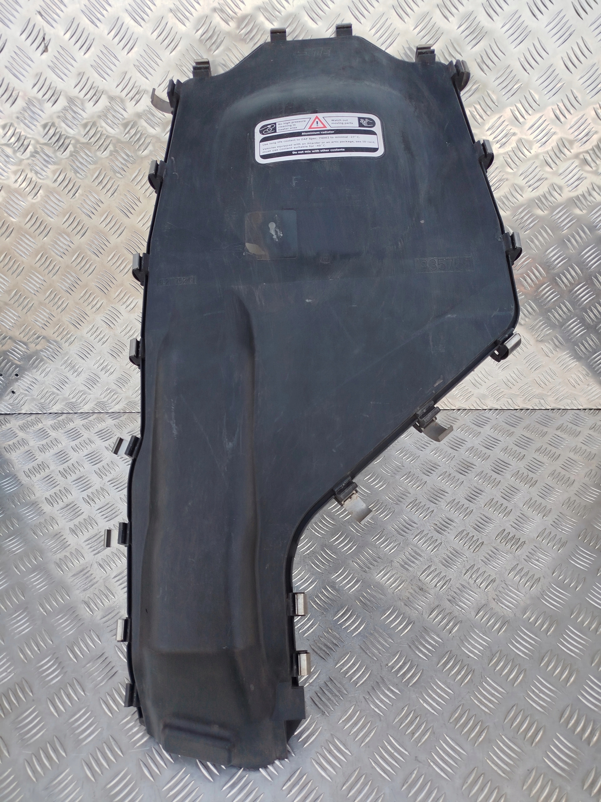 OBUDOWA POKRYWA BEZPIECZNIKÓW DAF XF 106 Typ samochodu Samochody ciężarowe