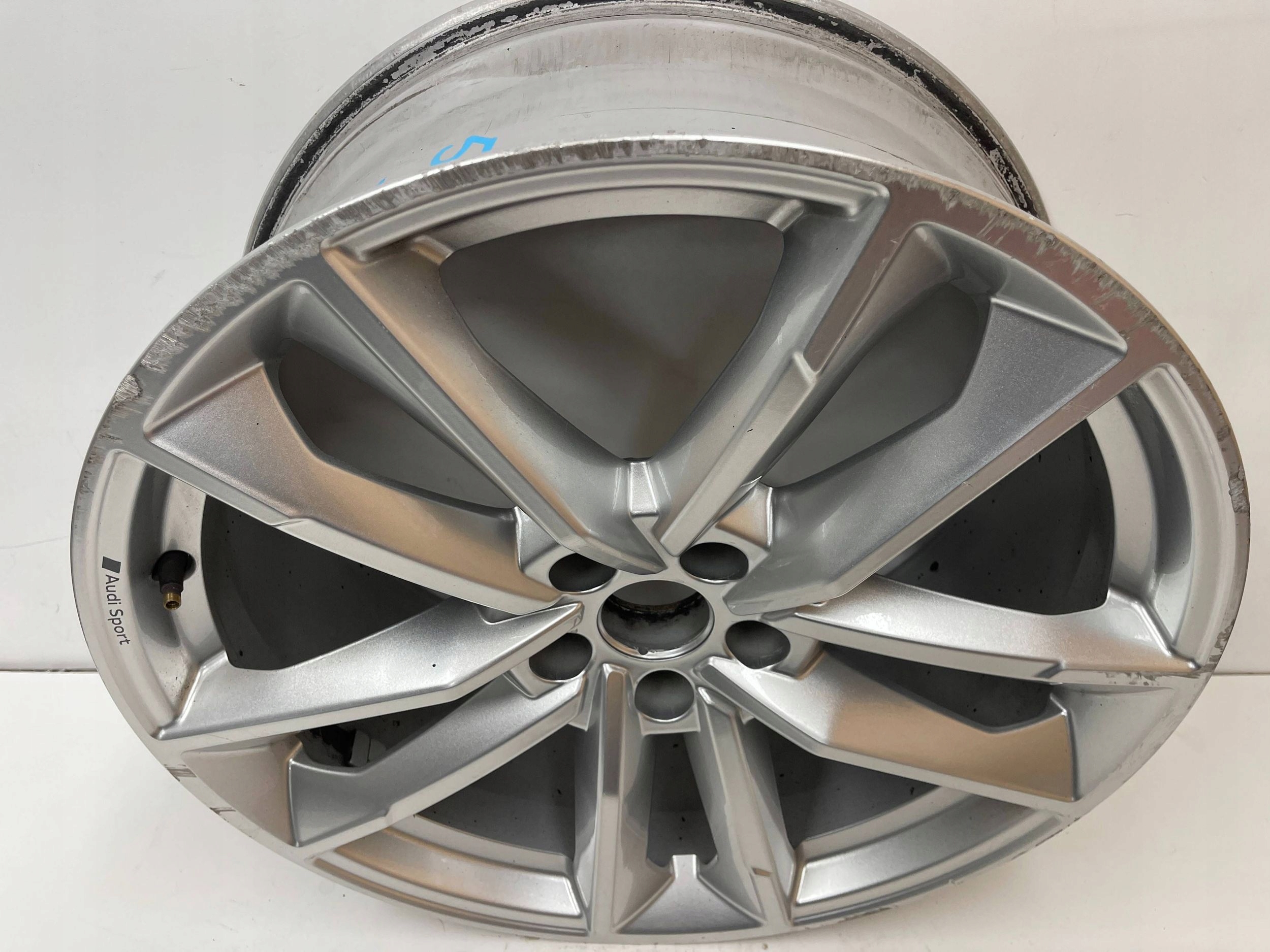 disk hliníkový Audi A7 A6 C8 4K8 8,5J X 20 ET30 4K8601025M