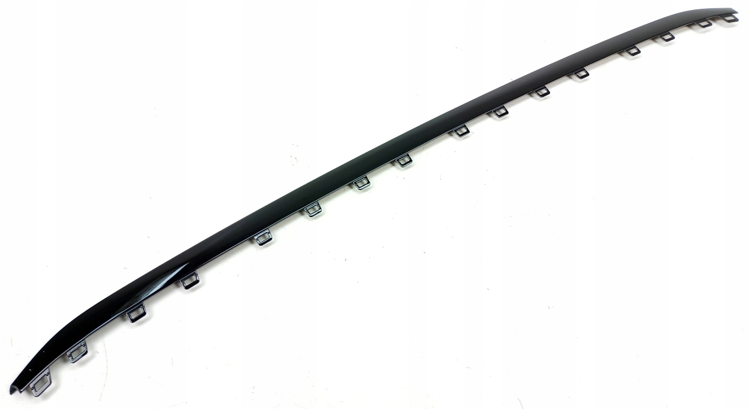 Новый передний бампер полосы VW PASSAT B7 3AA853551A