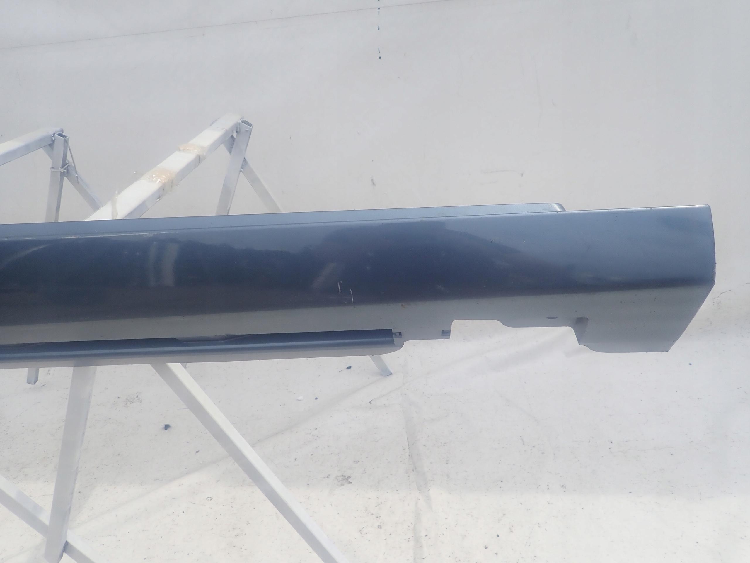 VOLVO V40 12-> threshold right moulding threshold right