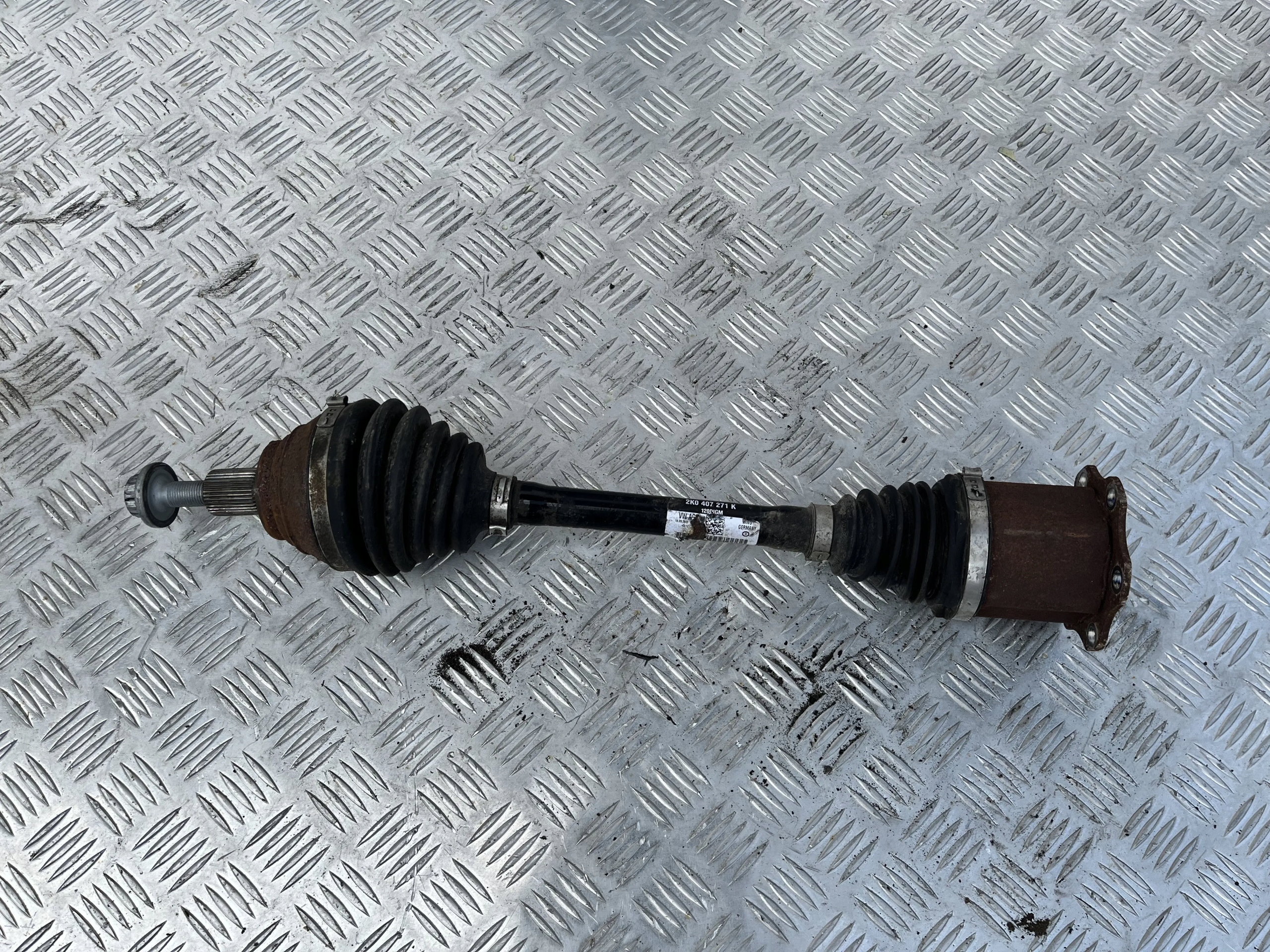 PÓŁOŚ PRZÓD LEWA AUDI A3 8Y 20- 1.0 TSI 2K0407271K